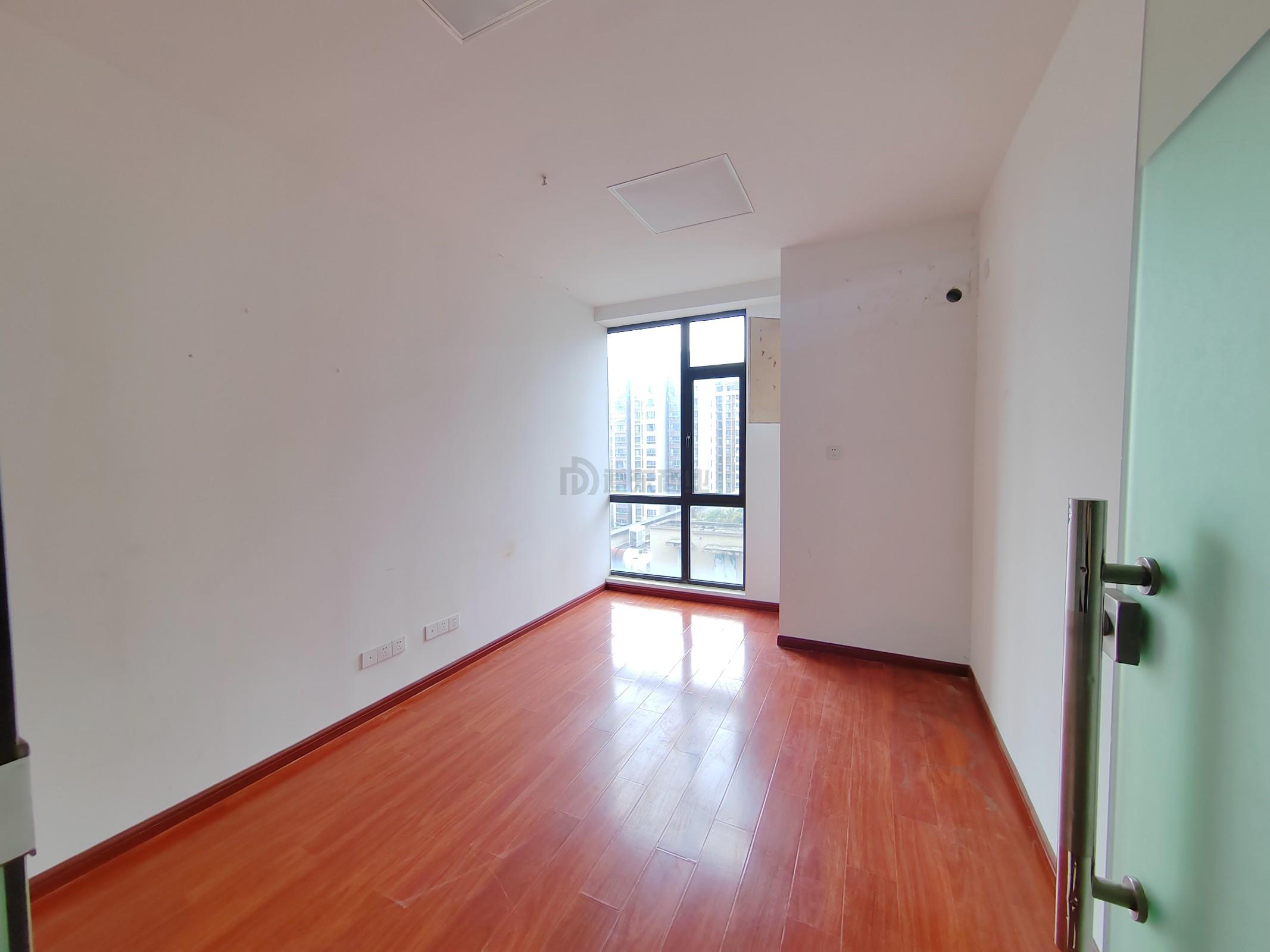 苏宁天御广场面积273平