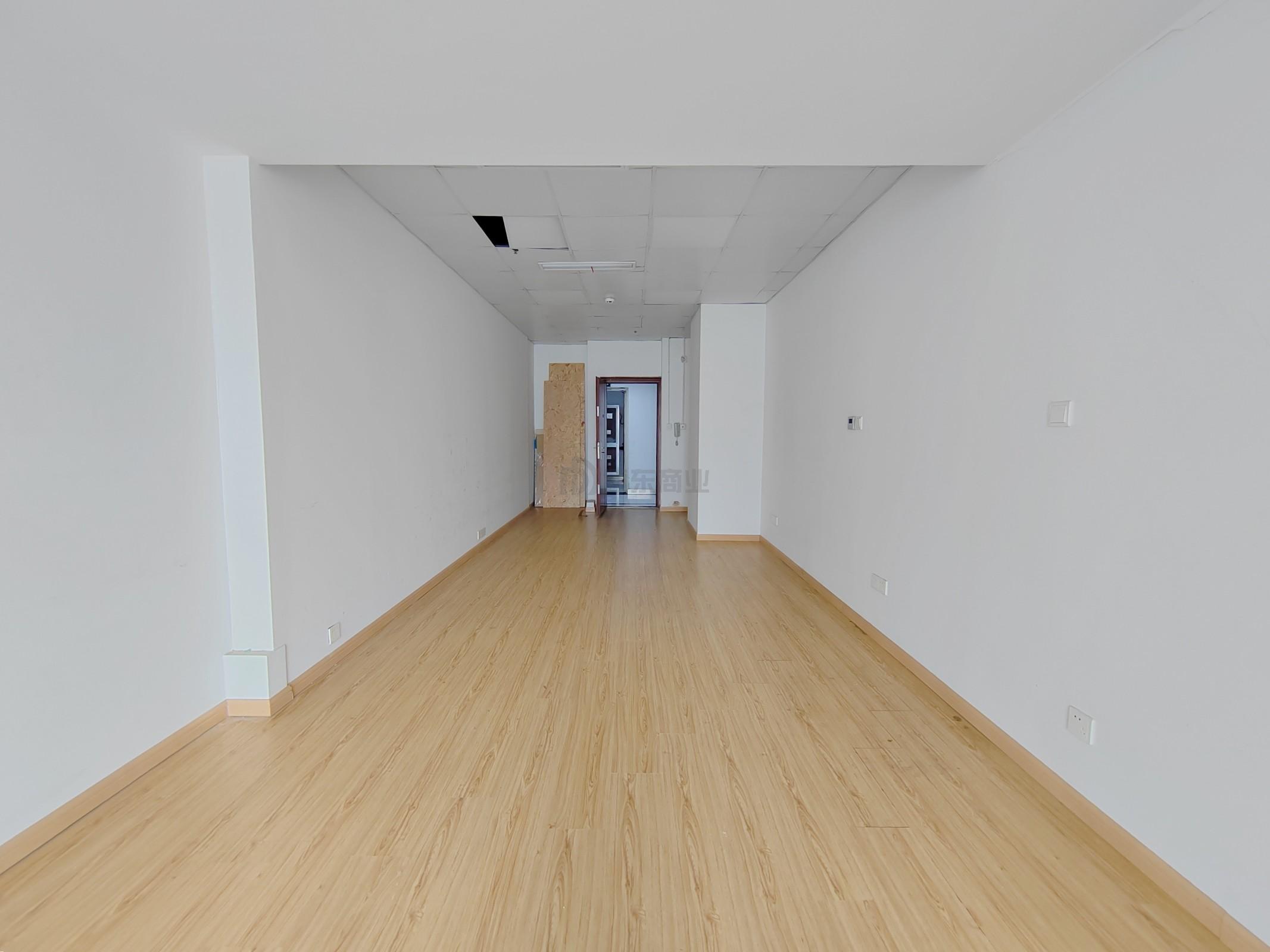 苏宁天御广场面积273平