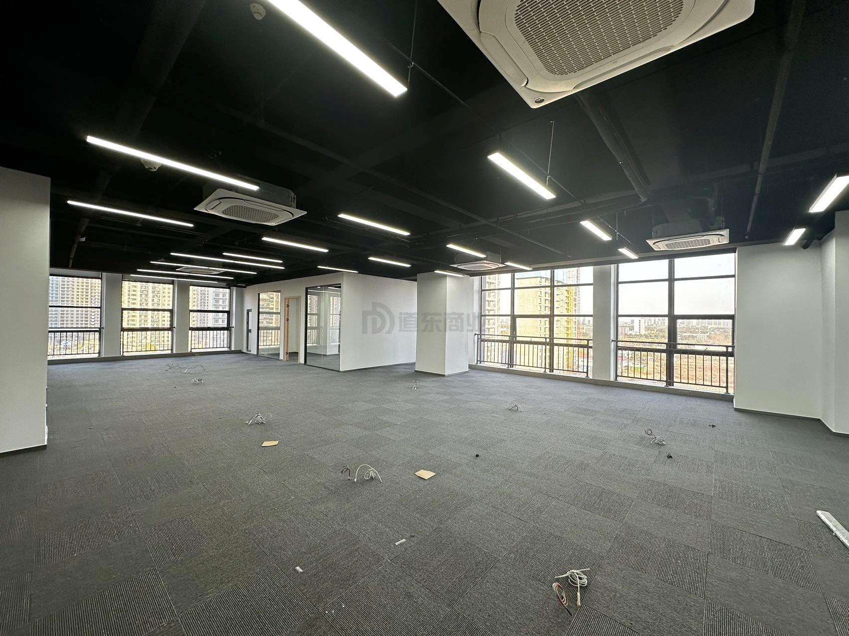 国慧商务广场面积309平