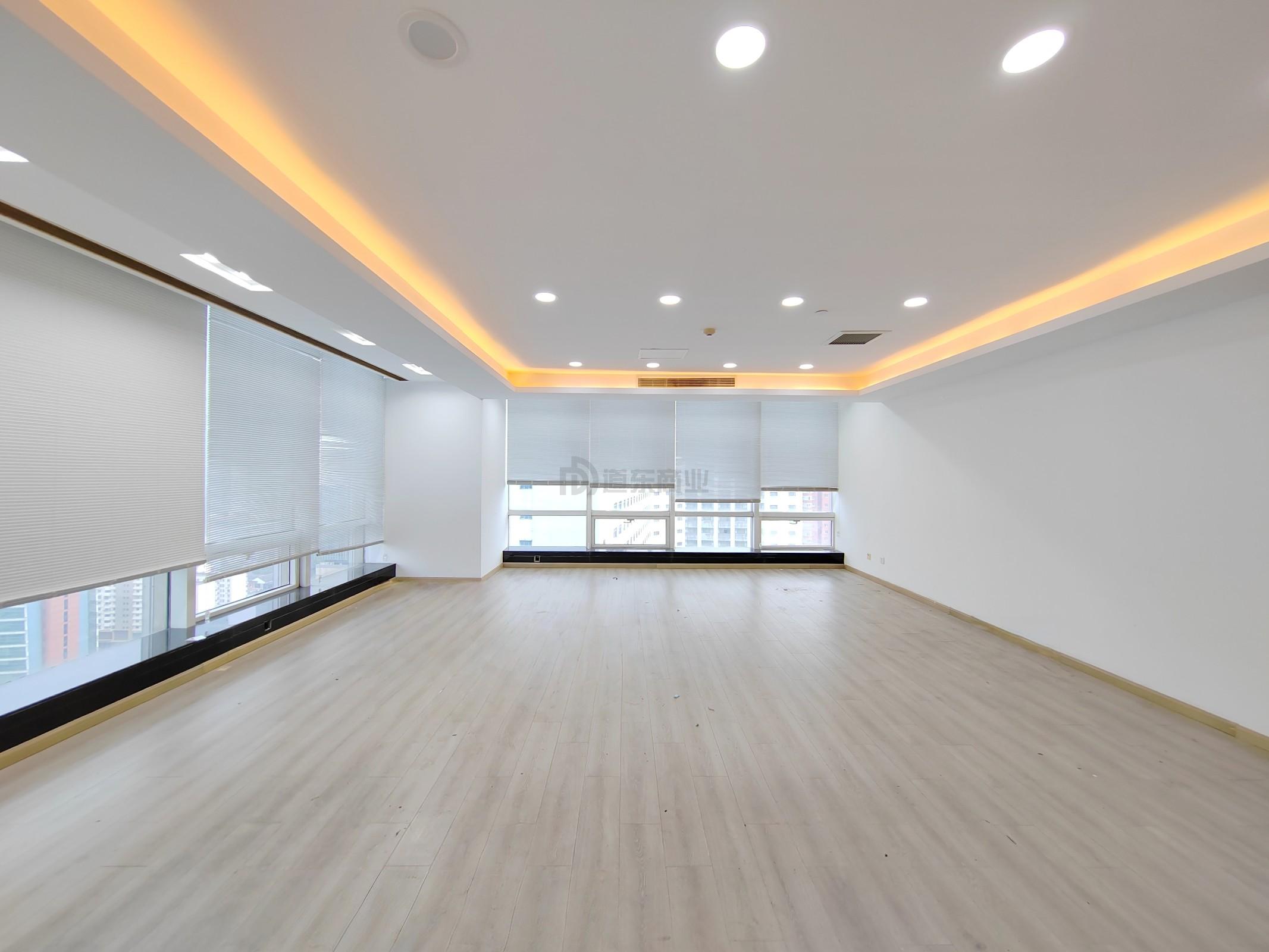 红豆国际广场面积194平