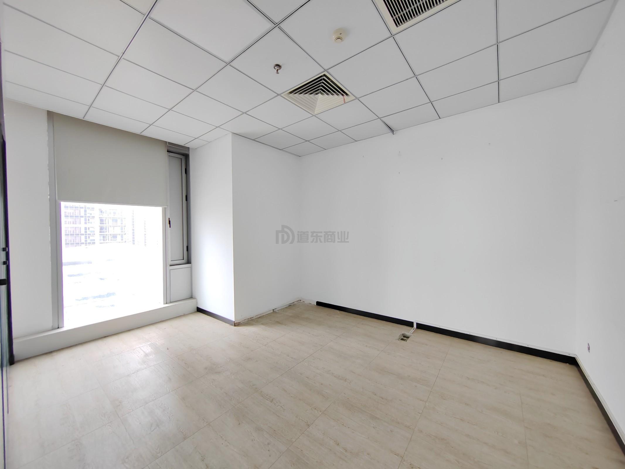 苏宁广场面积1658平