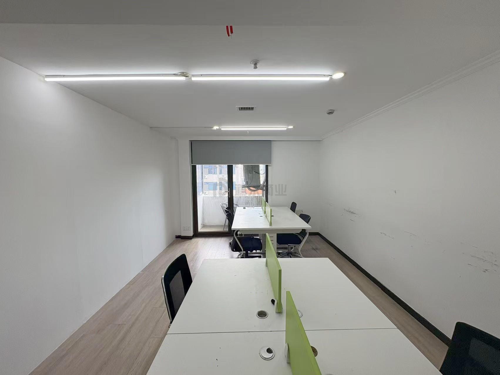 建设发展大厦面积110平