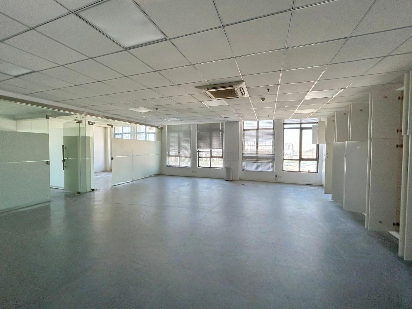 星海大厦面积182平