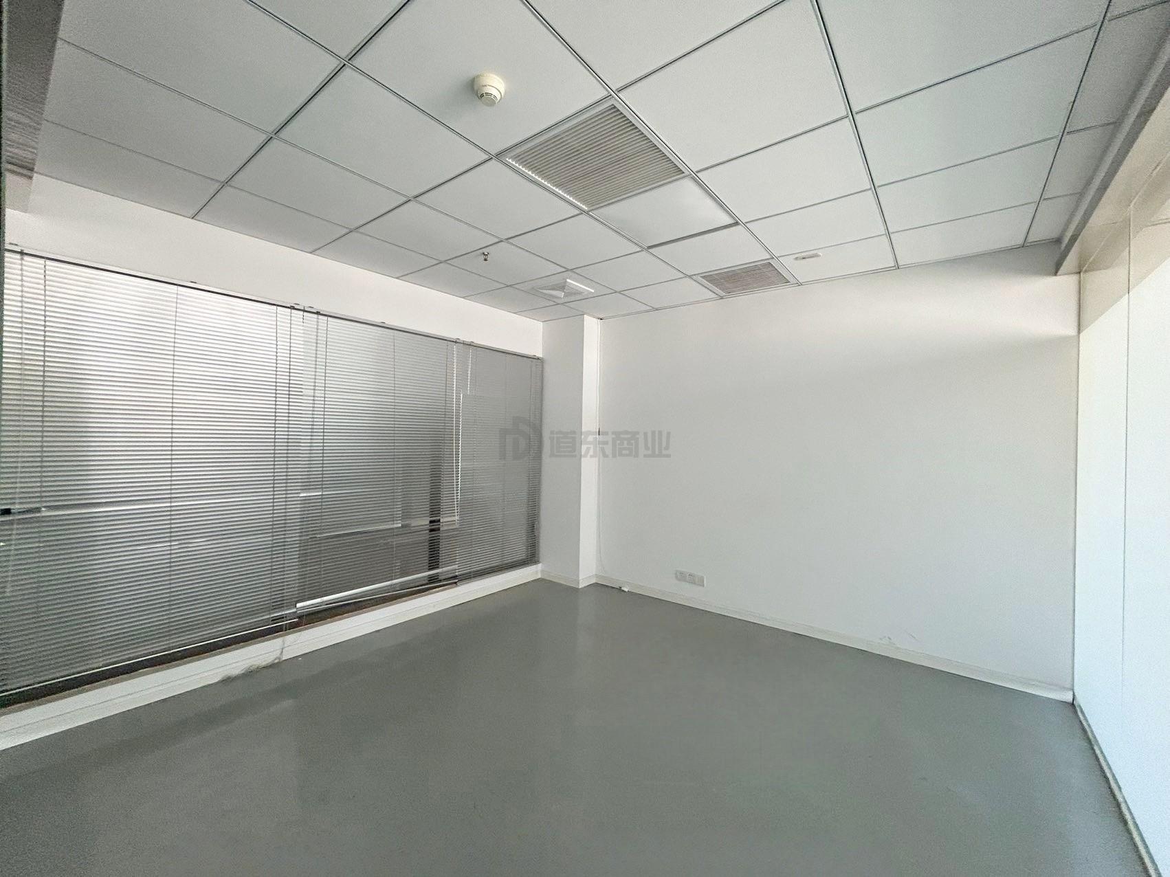 星海大厦面积182平