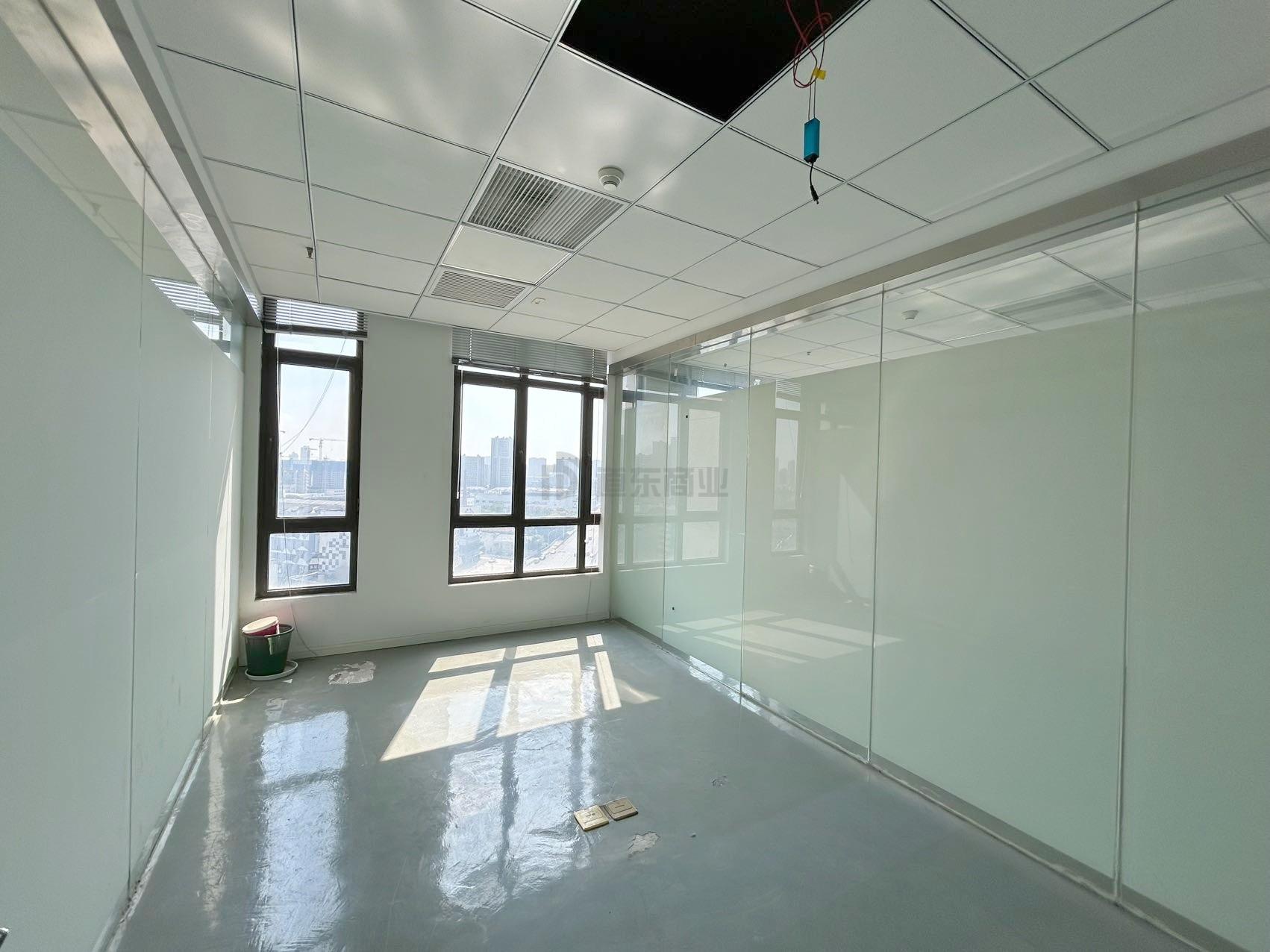 星海大厦面积186平