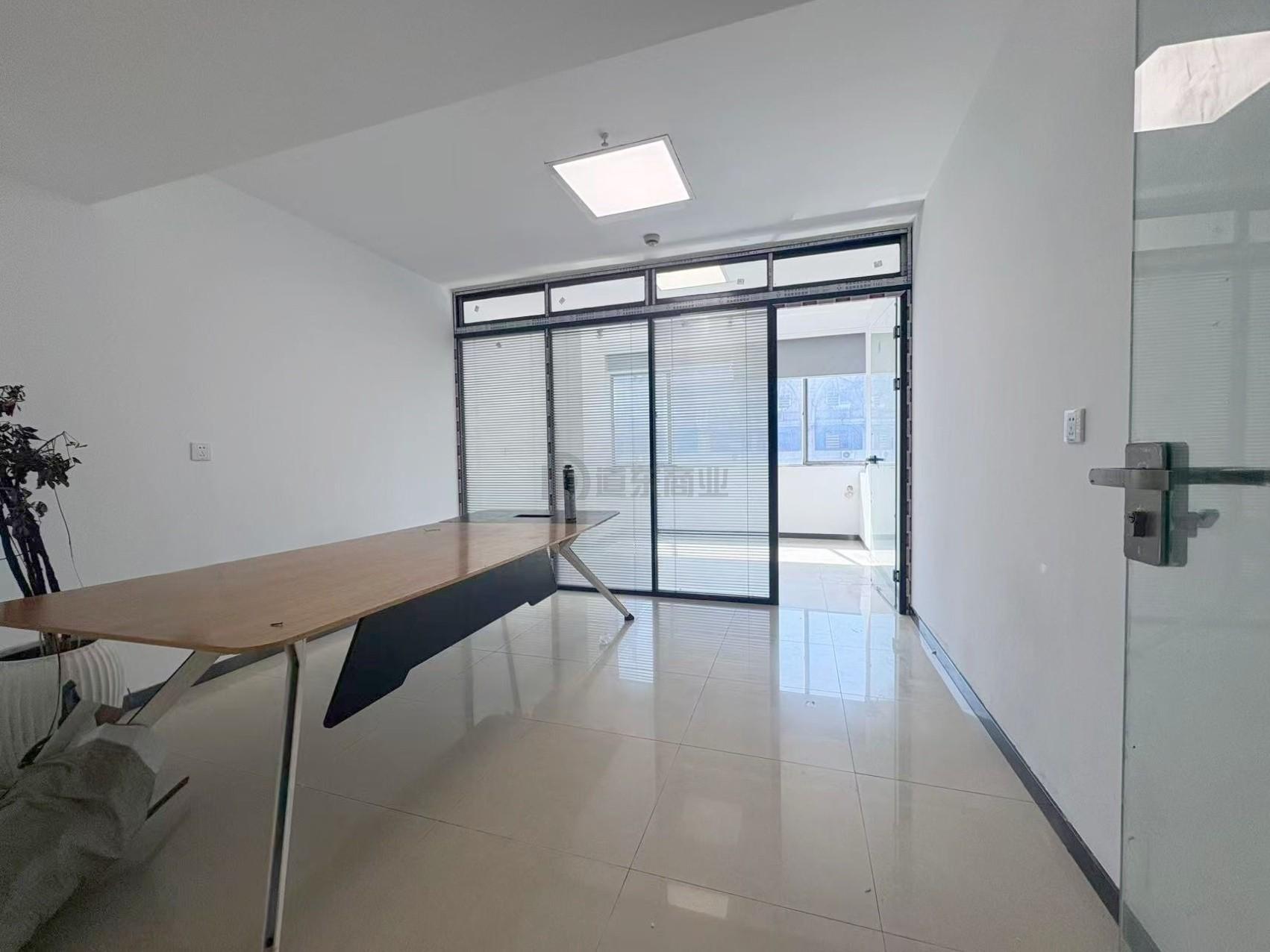 建设发展大厦面积40