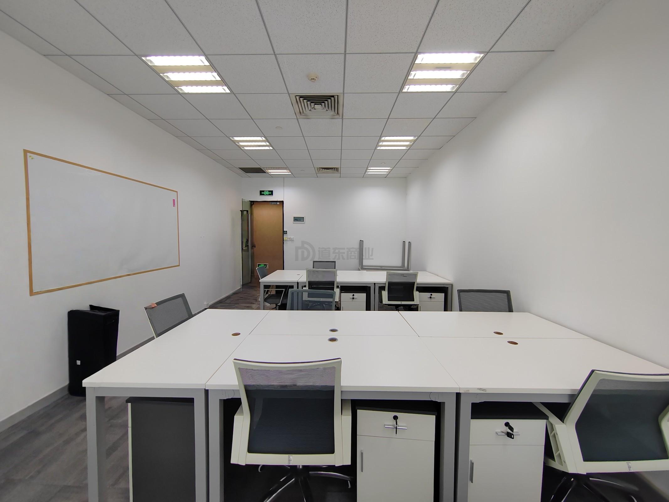 国金中心面积88平