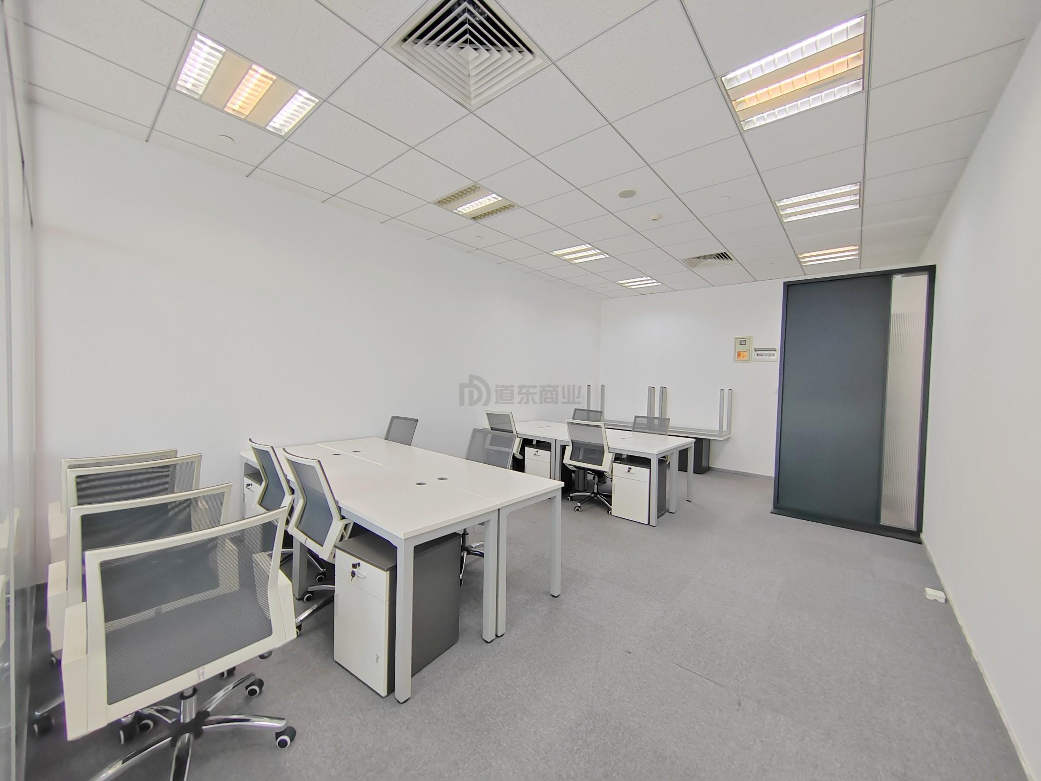 国金中心面积88平