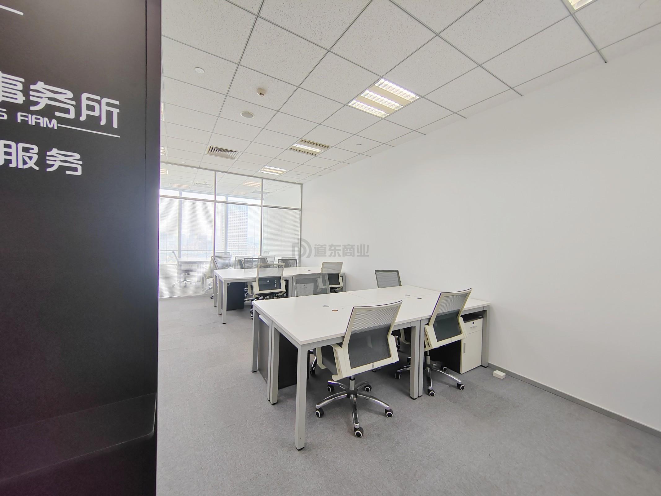 国金中心面积88平