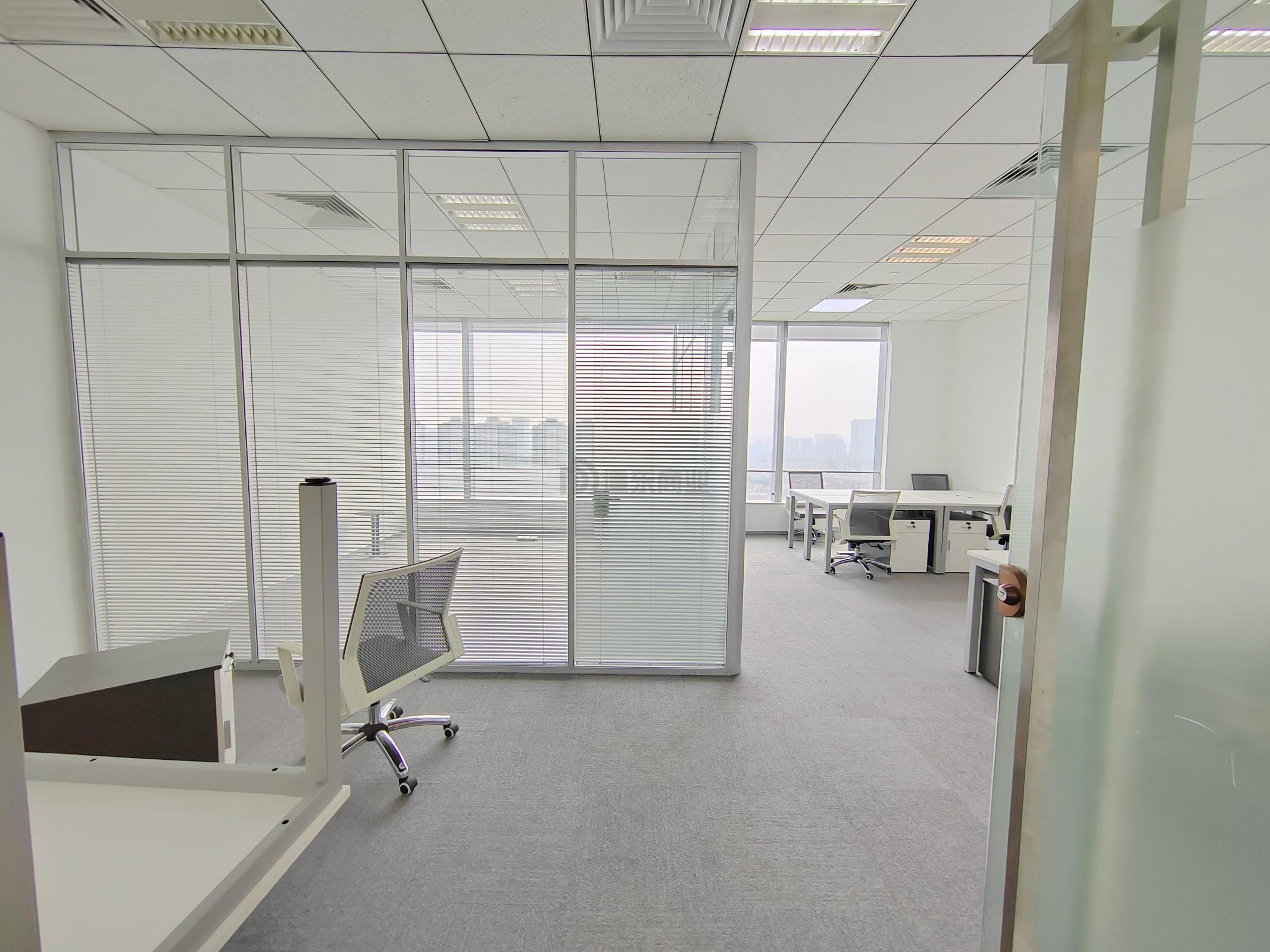 国金中心面积95平