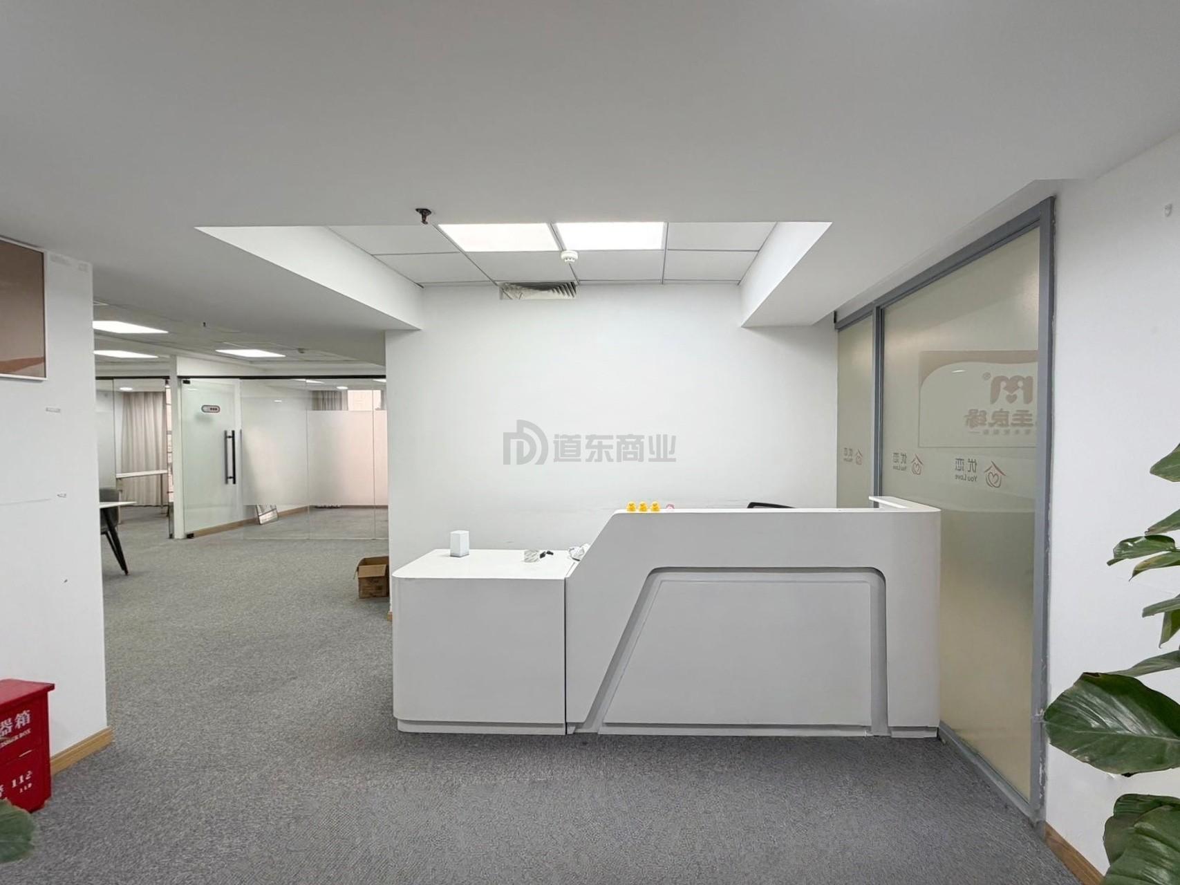 大东方广场246平米办公室出租