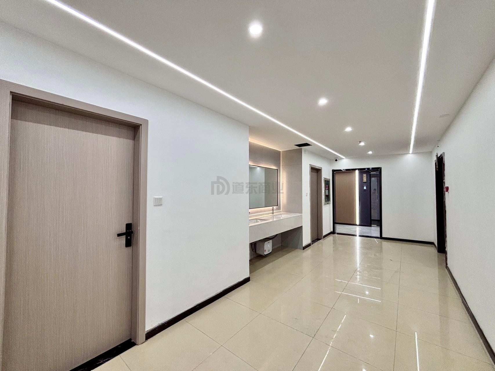 锡银大厦面积55平