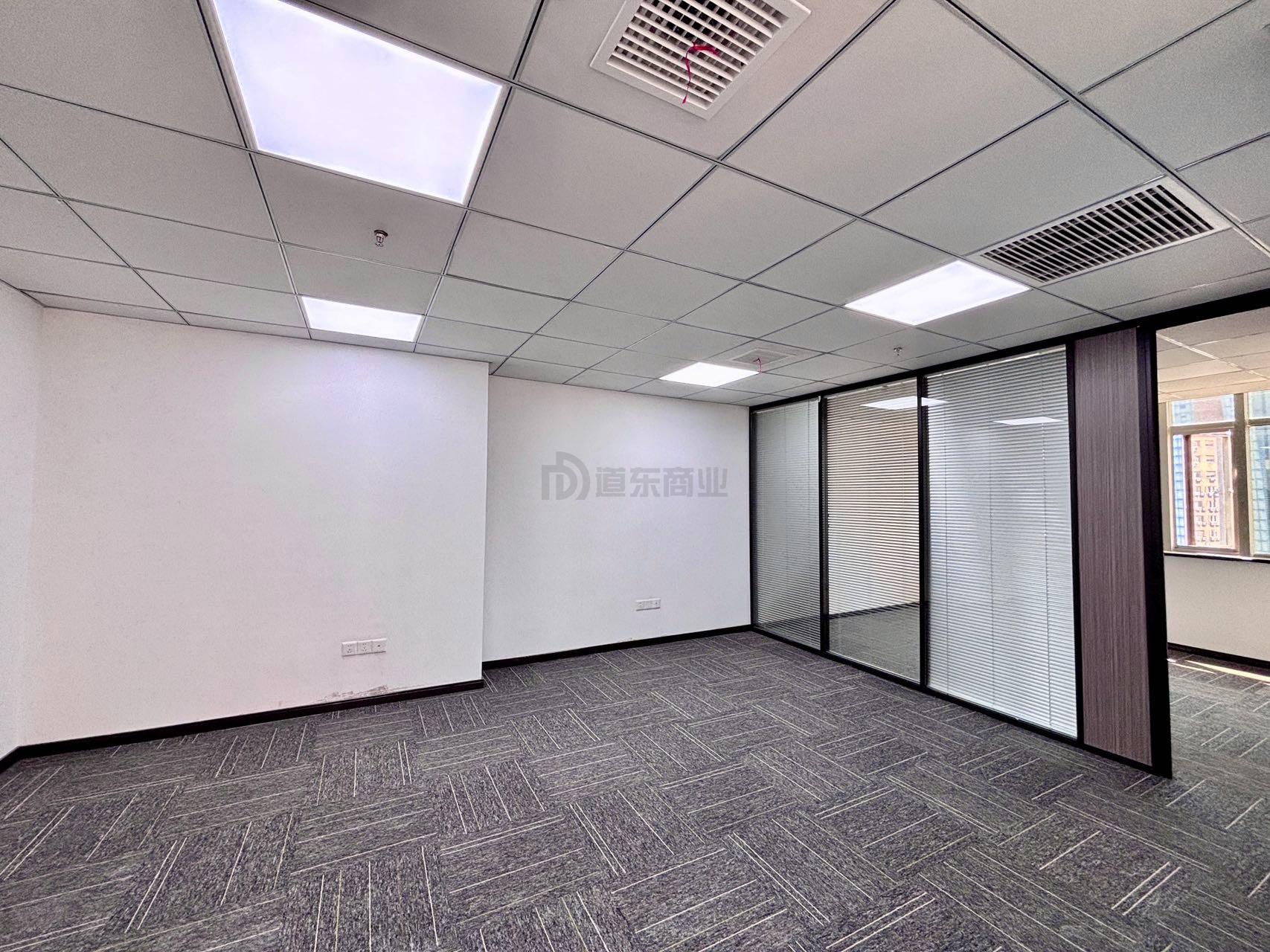 锡银大厦面积75平