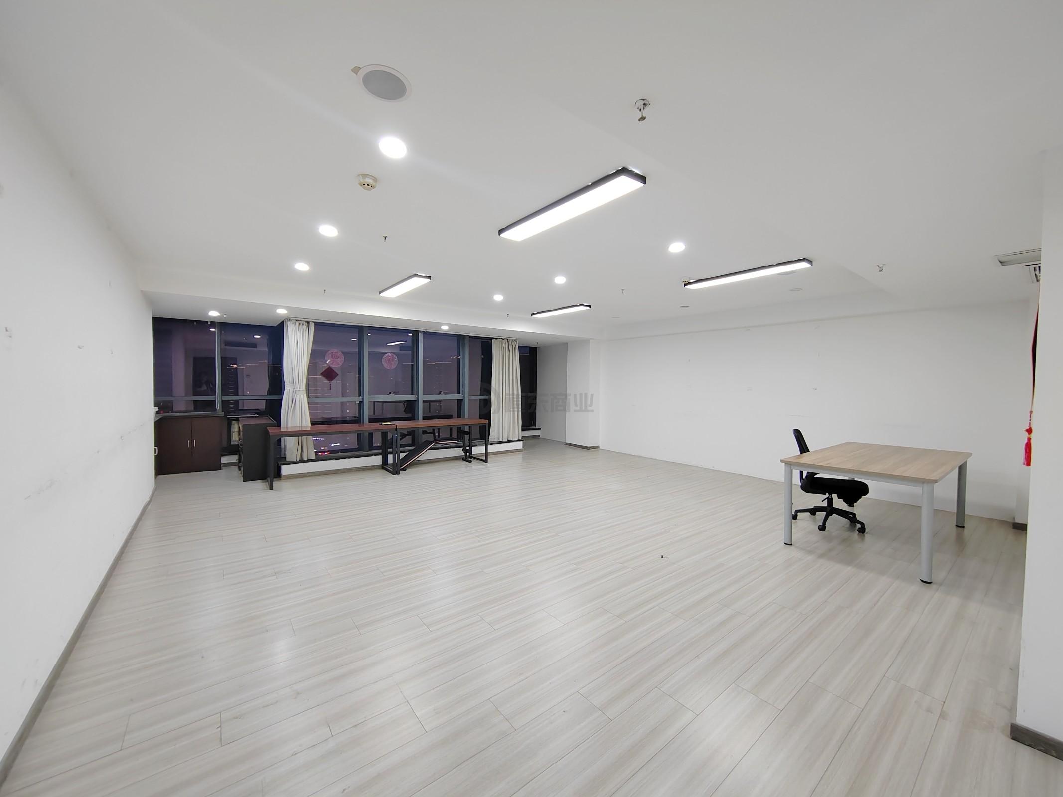 新区哥伦布广场