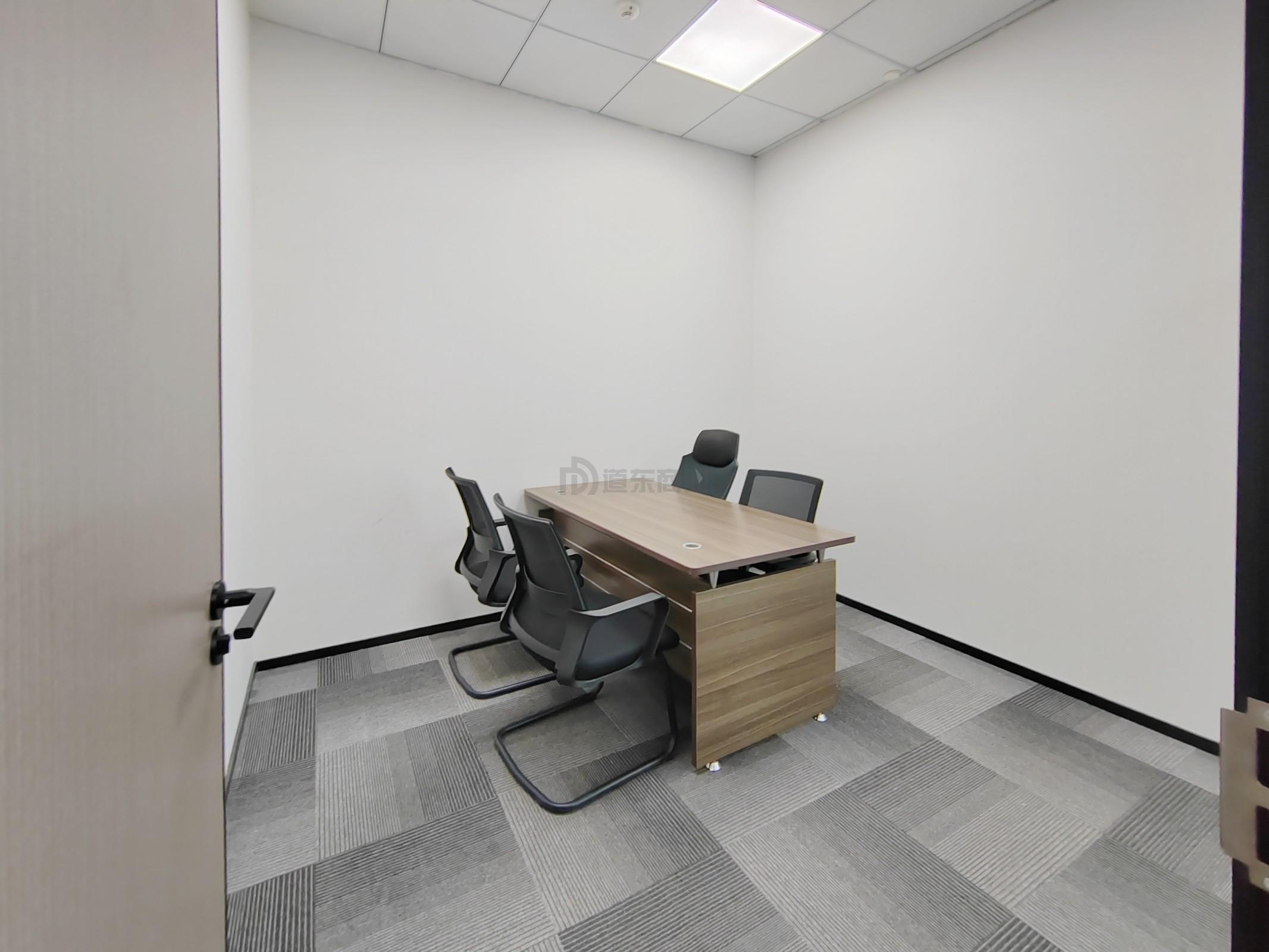 国金中心面积221平