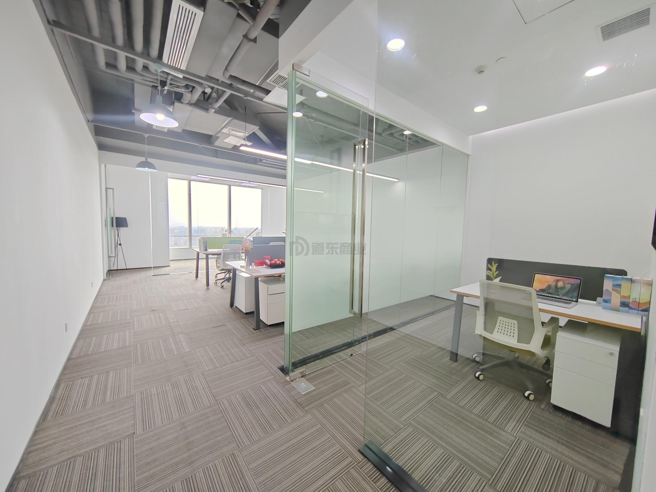 国金中心面积120平