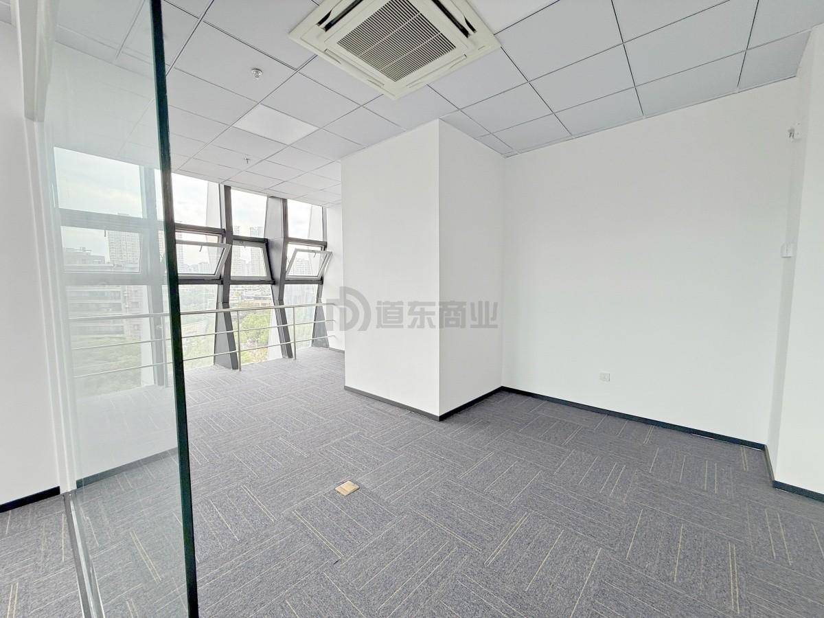 芯享汇面积191平