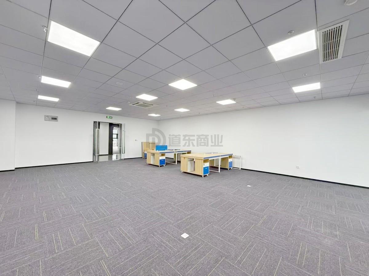 芯享汇面积224平