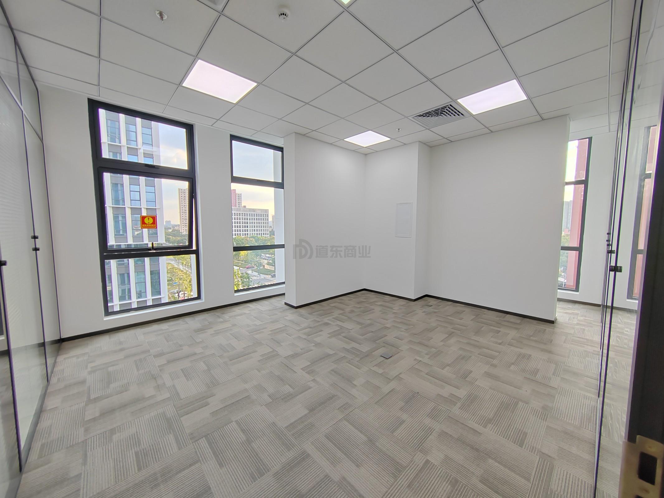 天圣达科创中心面积295平