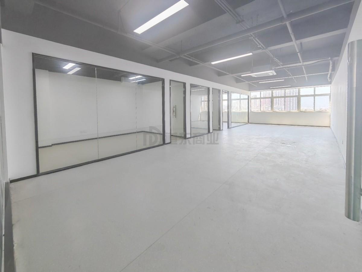 汇利大厦面积170平