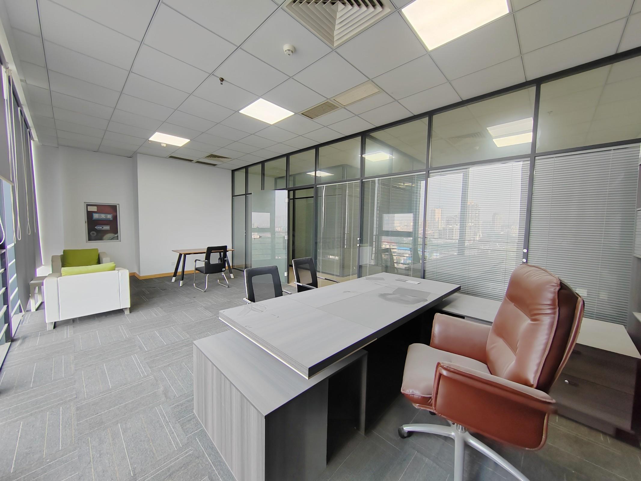 茂业世金中心面积319平