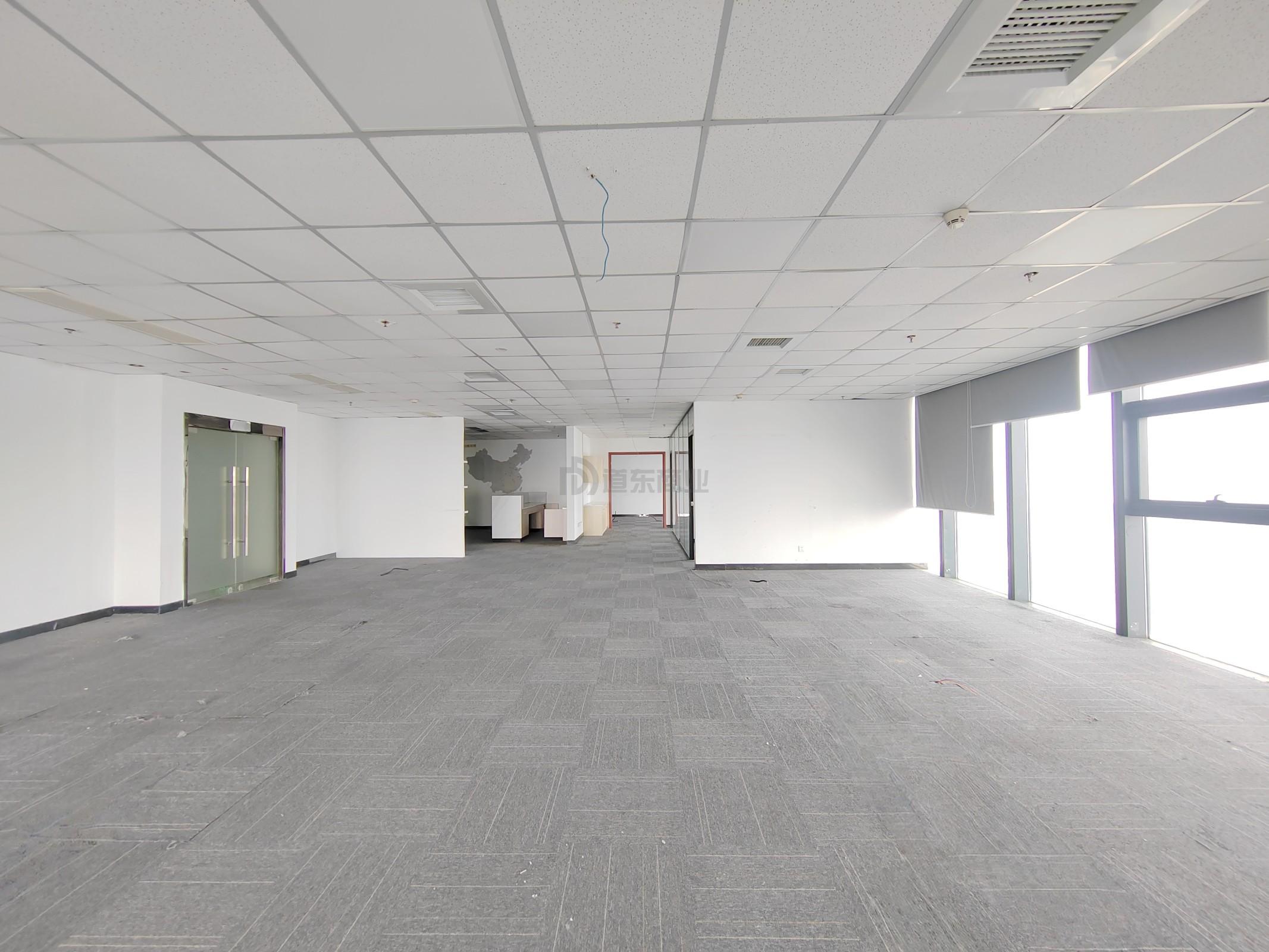 茂业世金中心面积354平