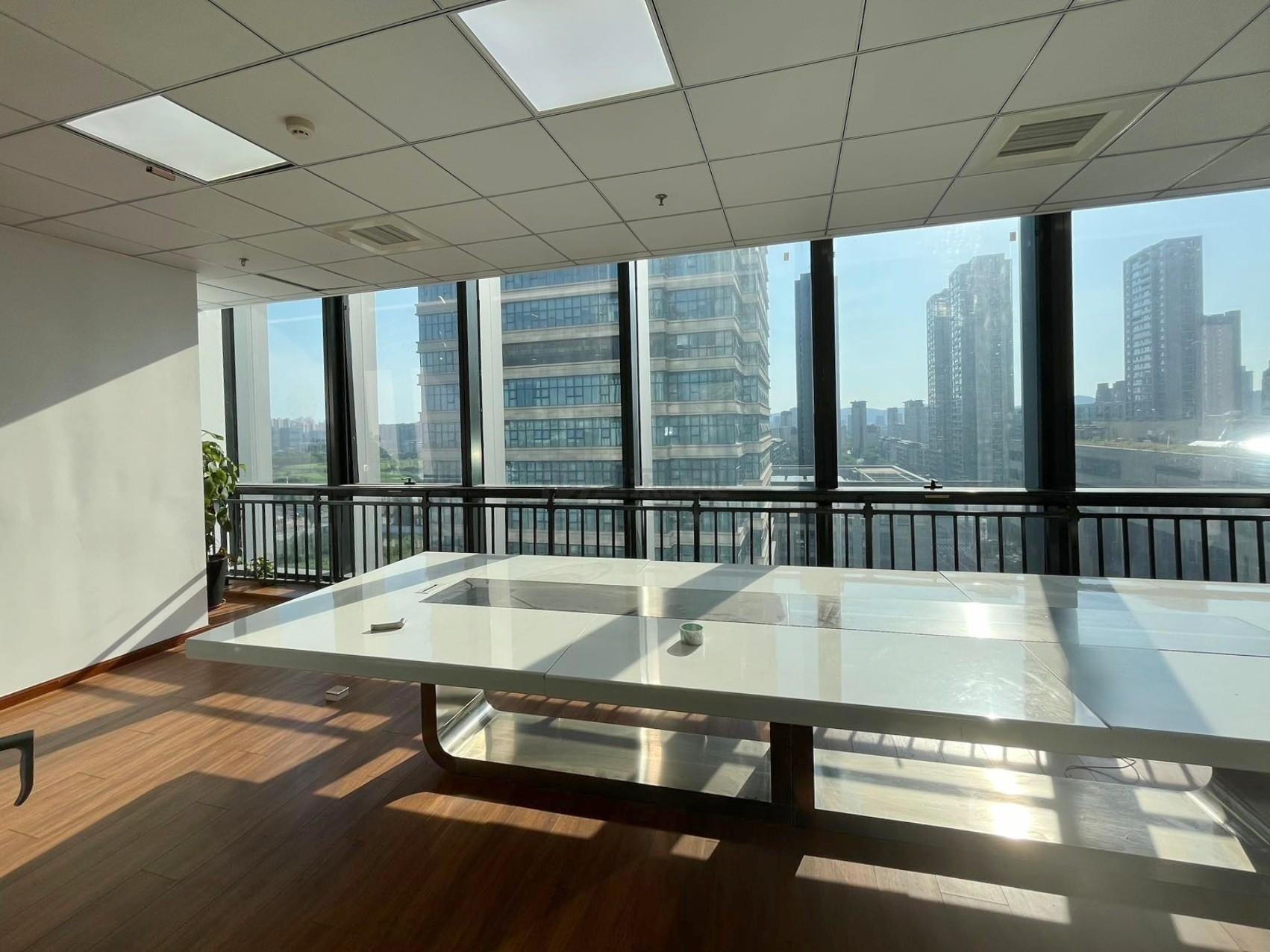 联合金融大厦面积306平