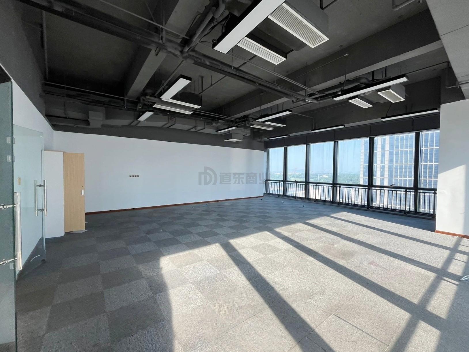 联合金融大厦面积306平