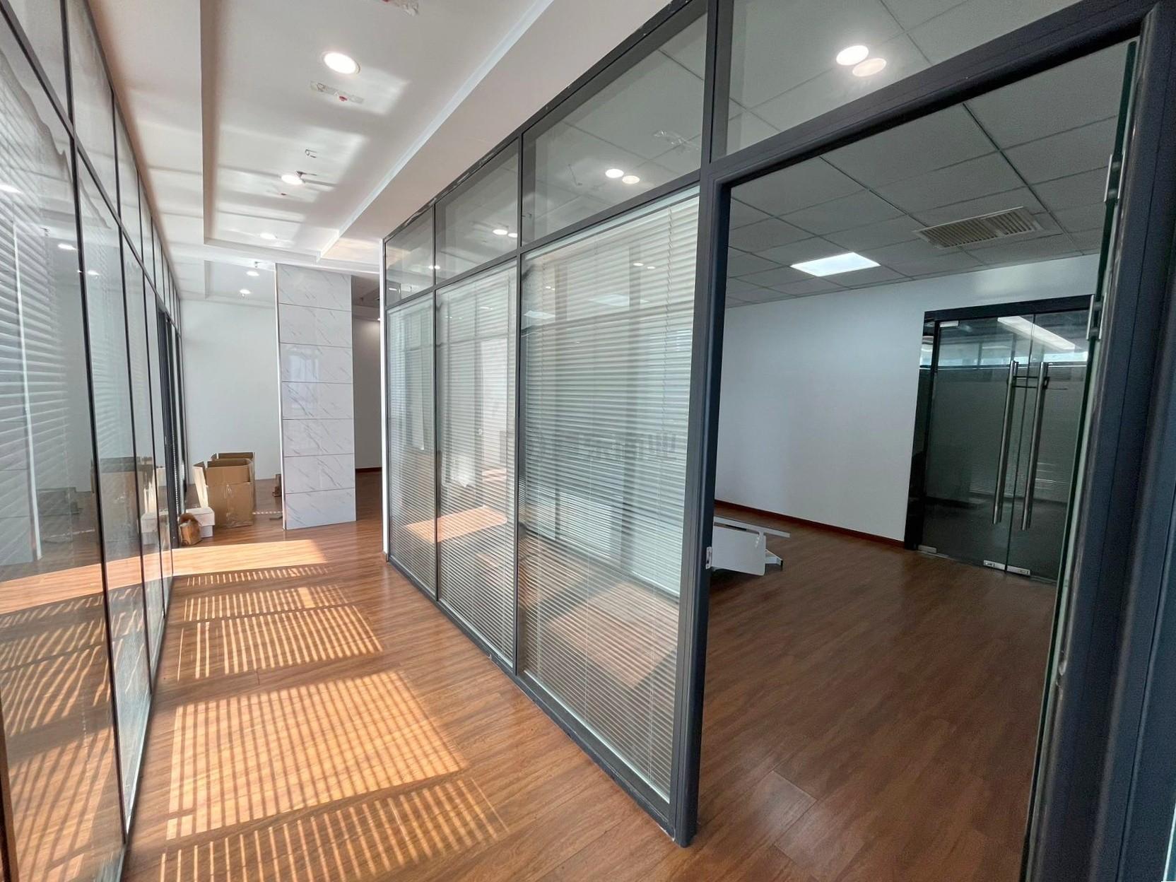 联合金融大厦面积306平