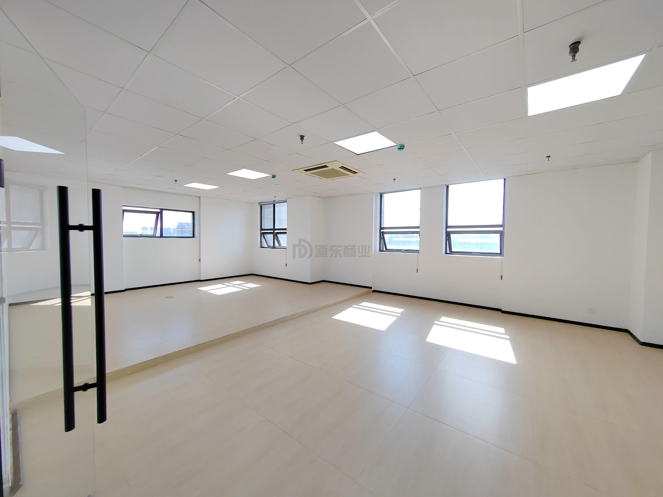 锋尚文创中心面积214平