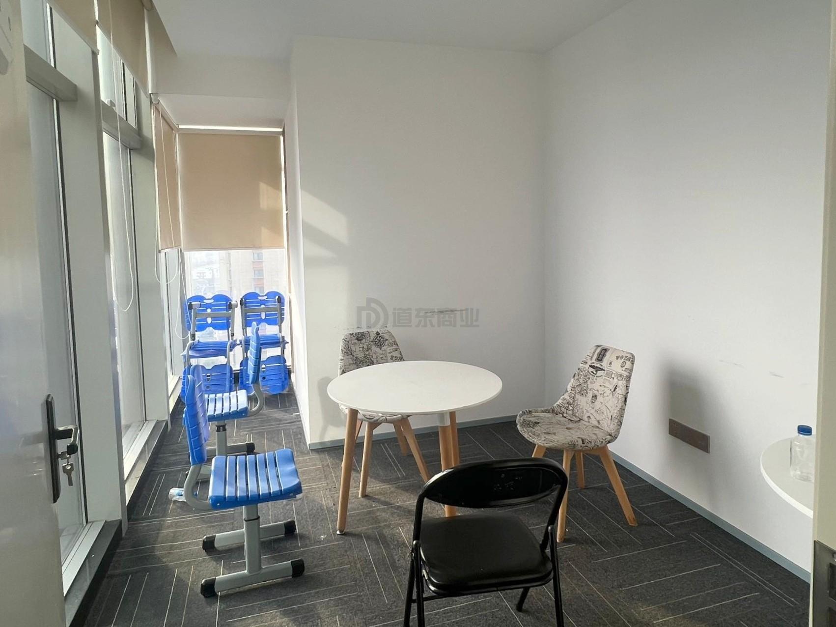 海岸中心面积349平