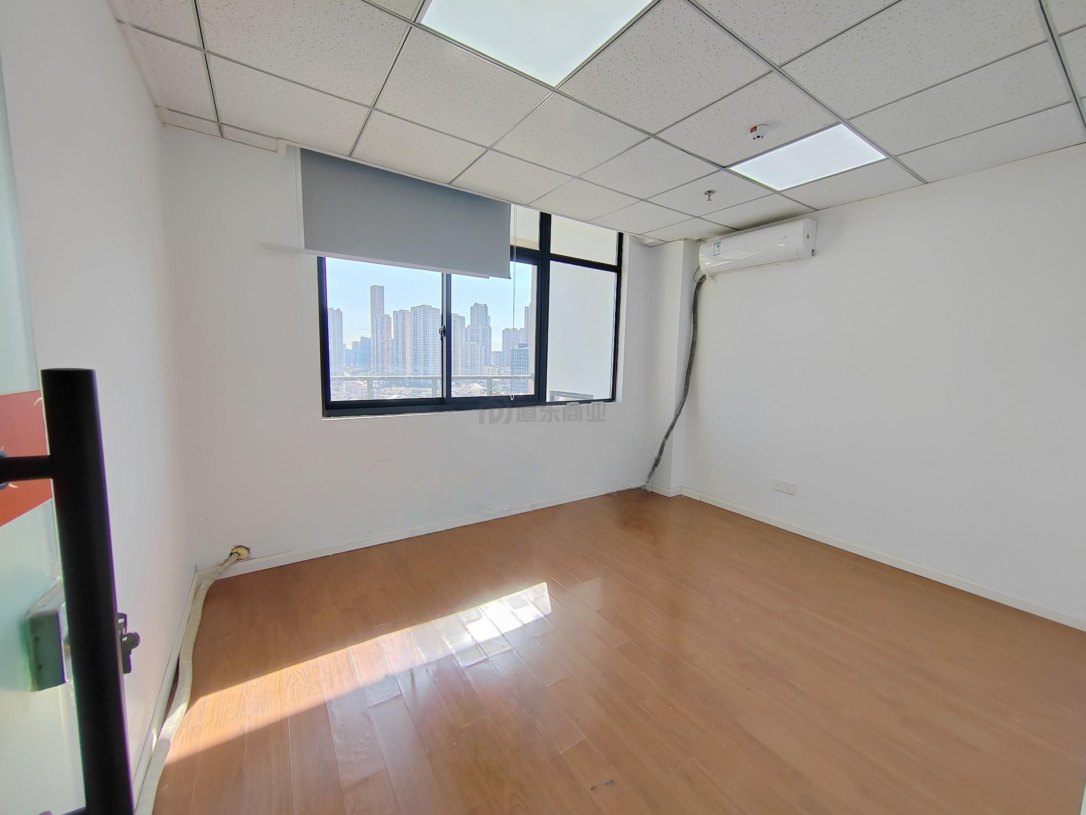 五爱人家面积120平