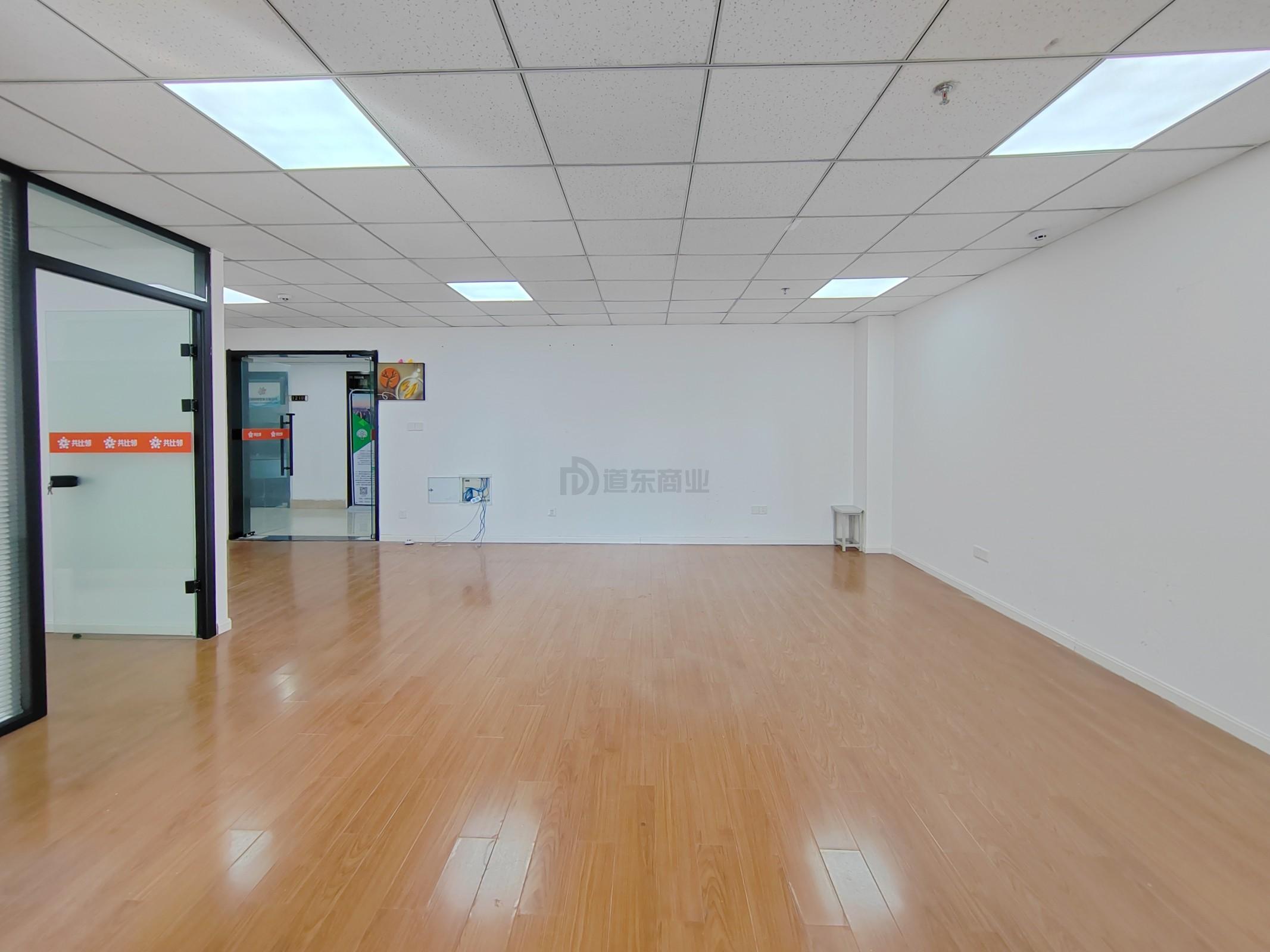 五爱人家面积120平