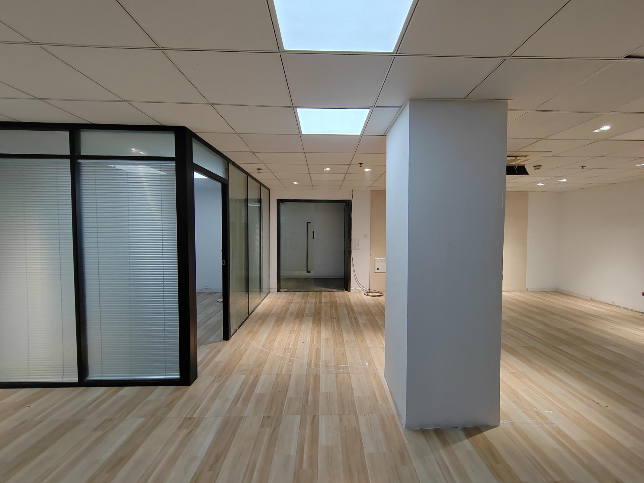 恒威大厦面积89平