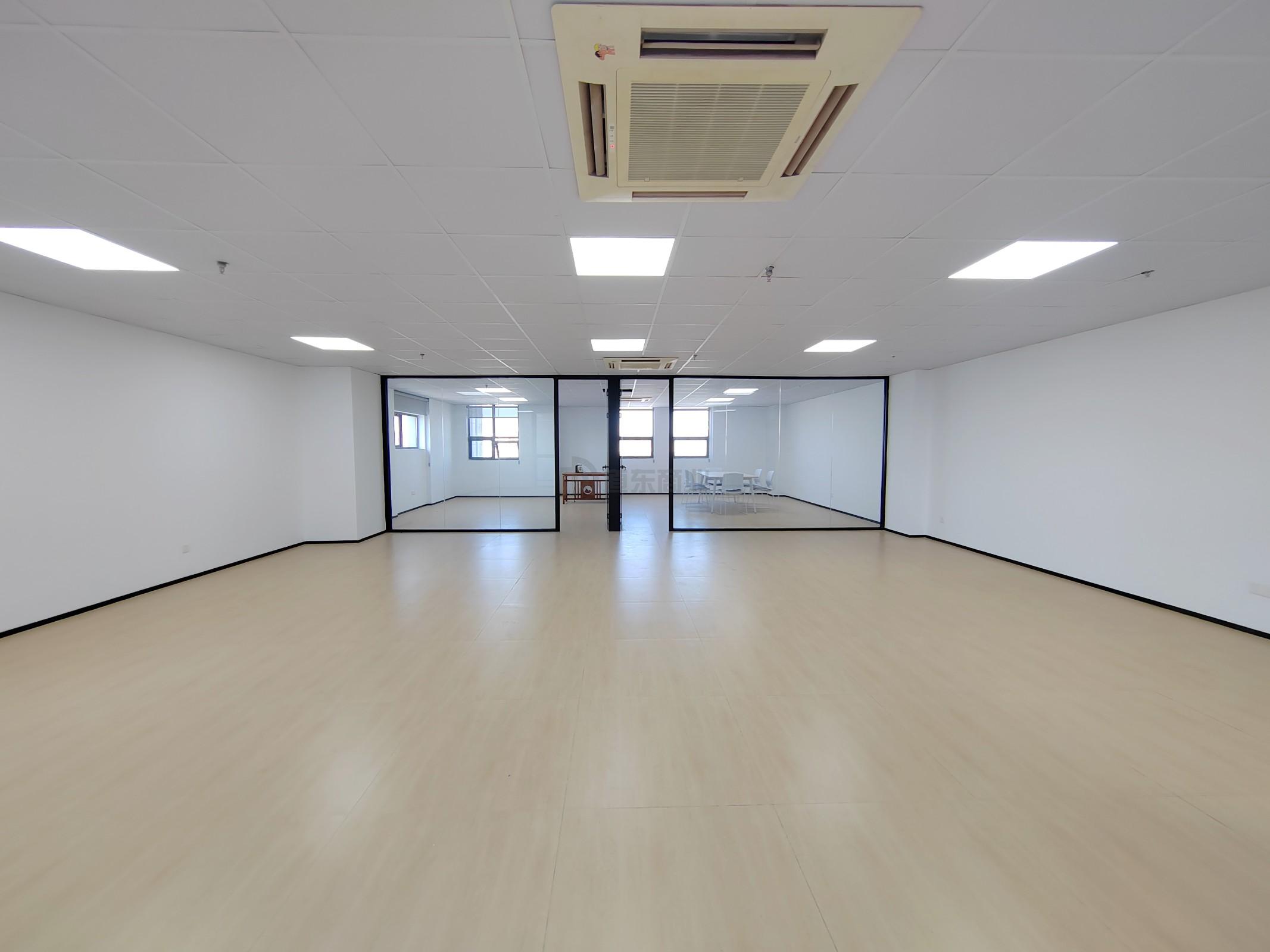 锋尚文创中心面积194平