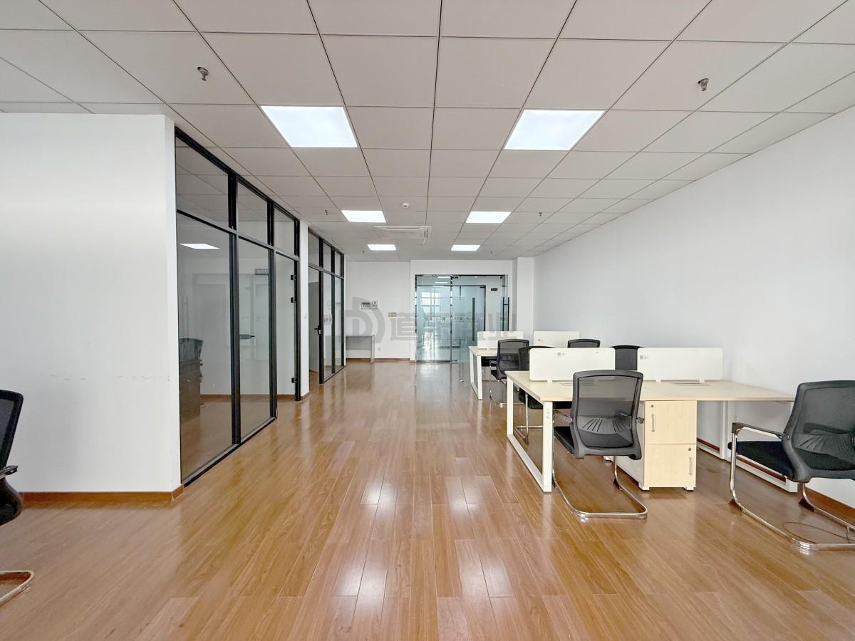 无锡国家软件园面积225平