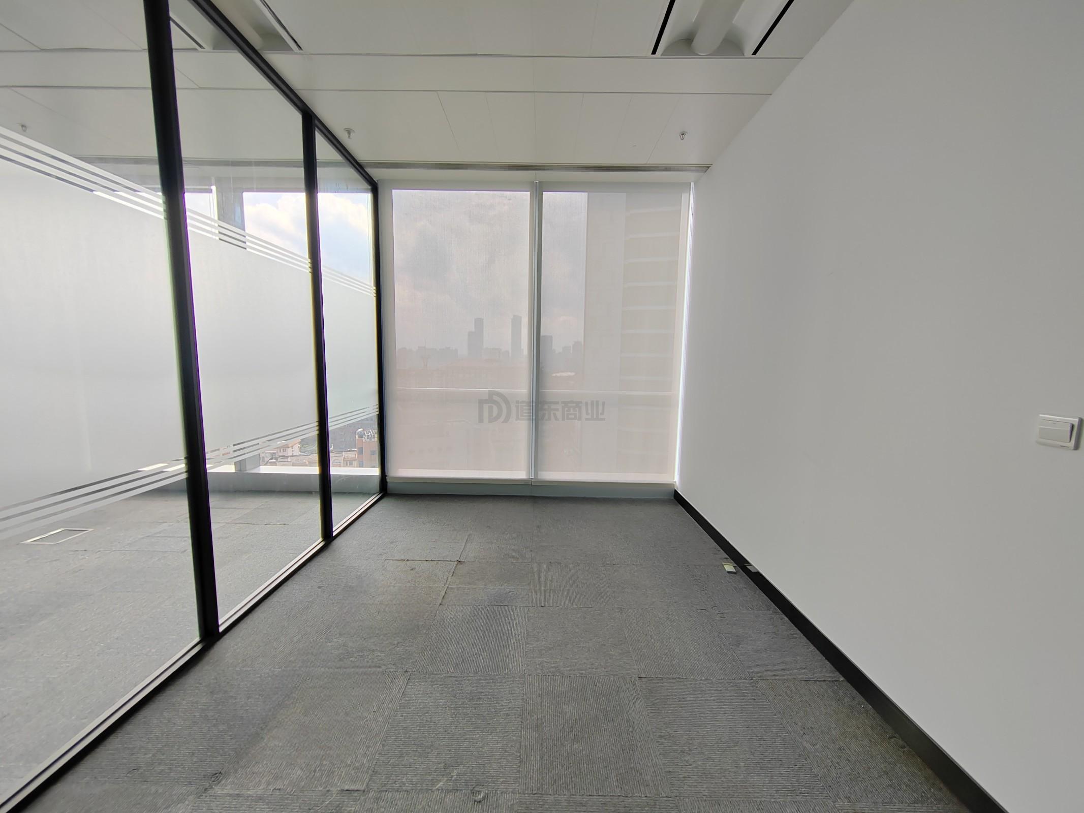 恒隆广场面积481平