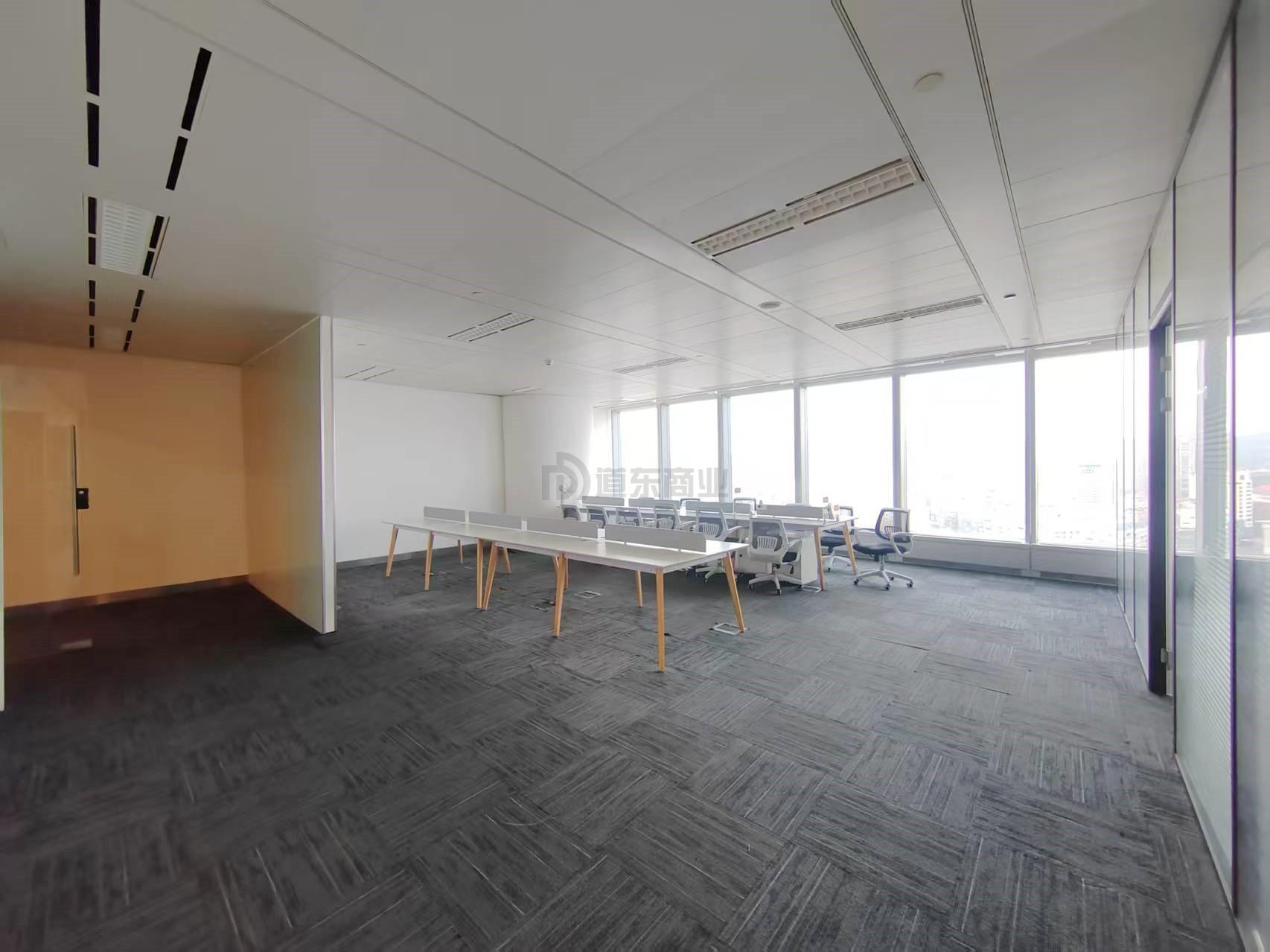 恒隆广场面积130平