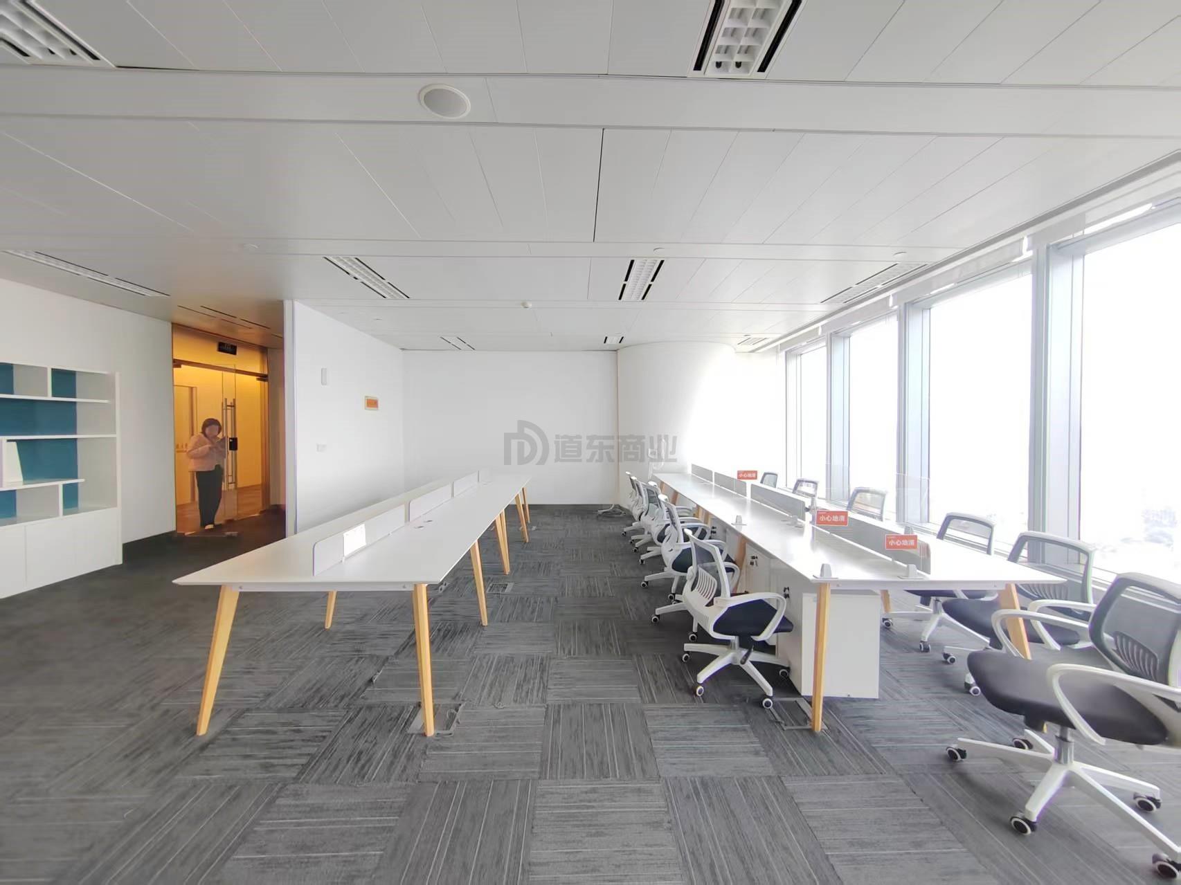 恒隆广场面积130平