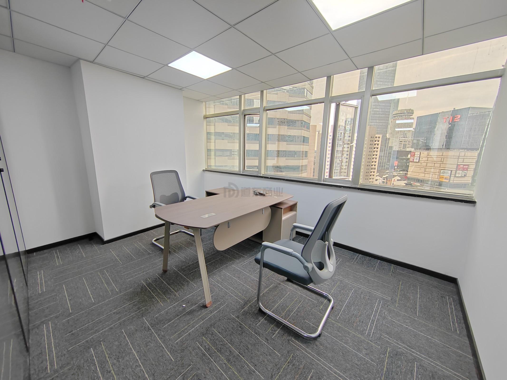 锡银大厦面积70平