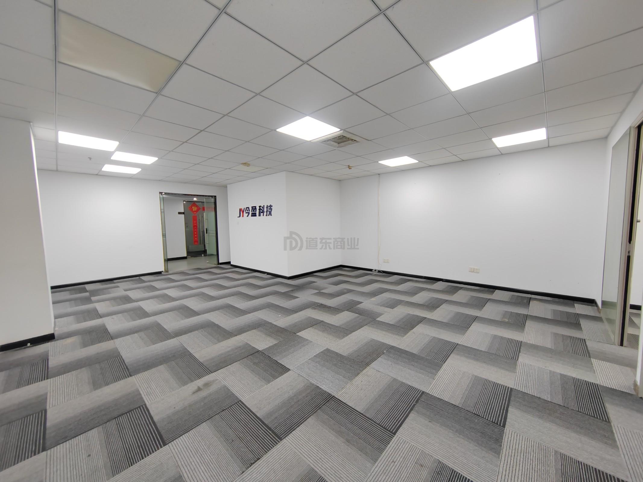 金阳大厦面积102平