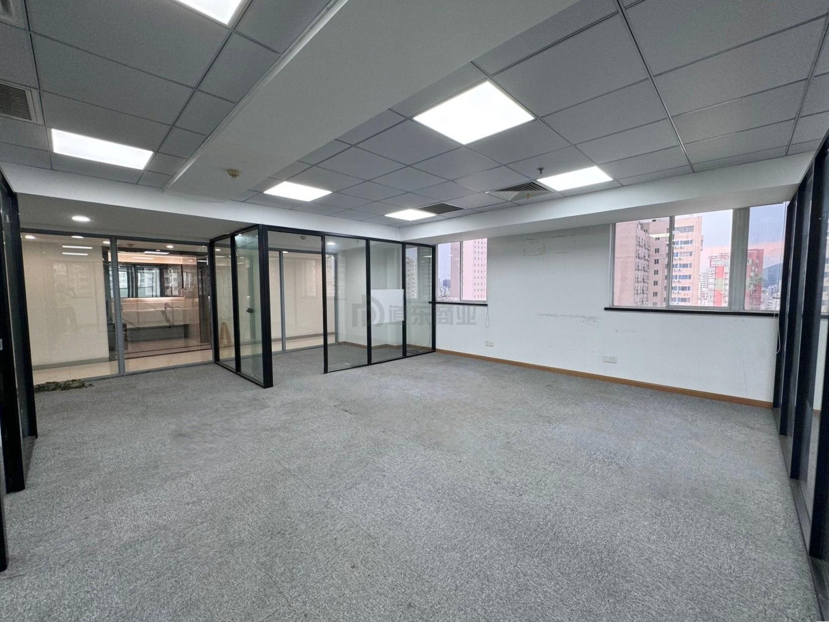 大东方广场面积127平