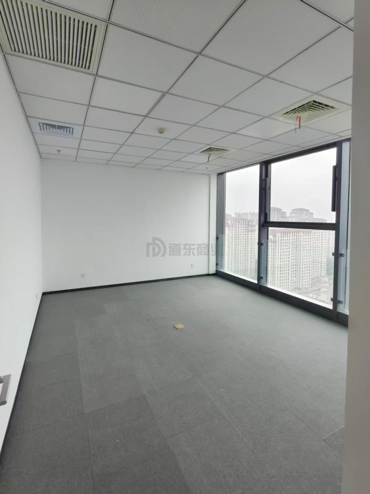 云马创新中心面积365平