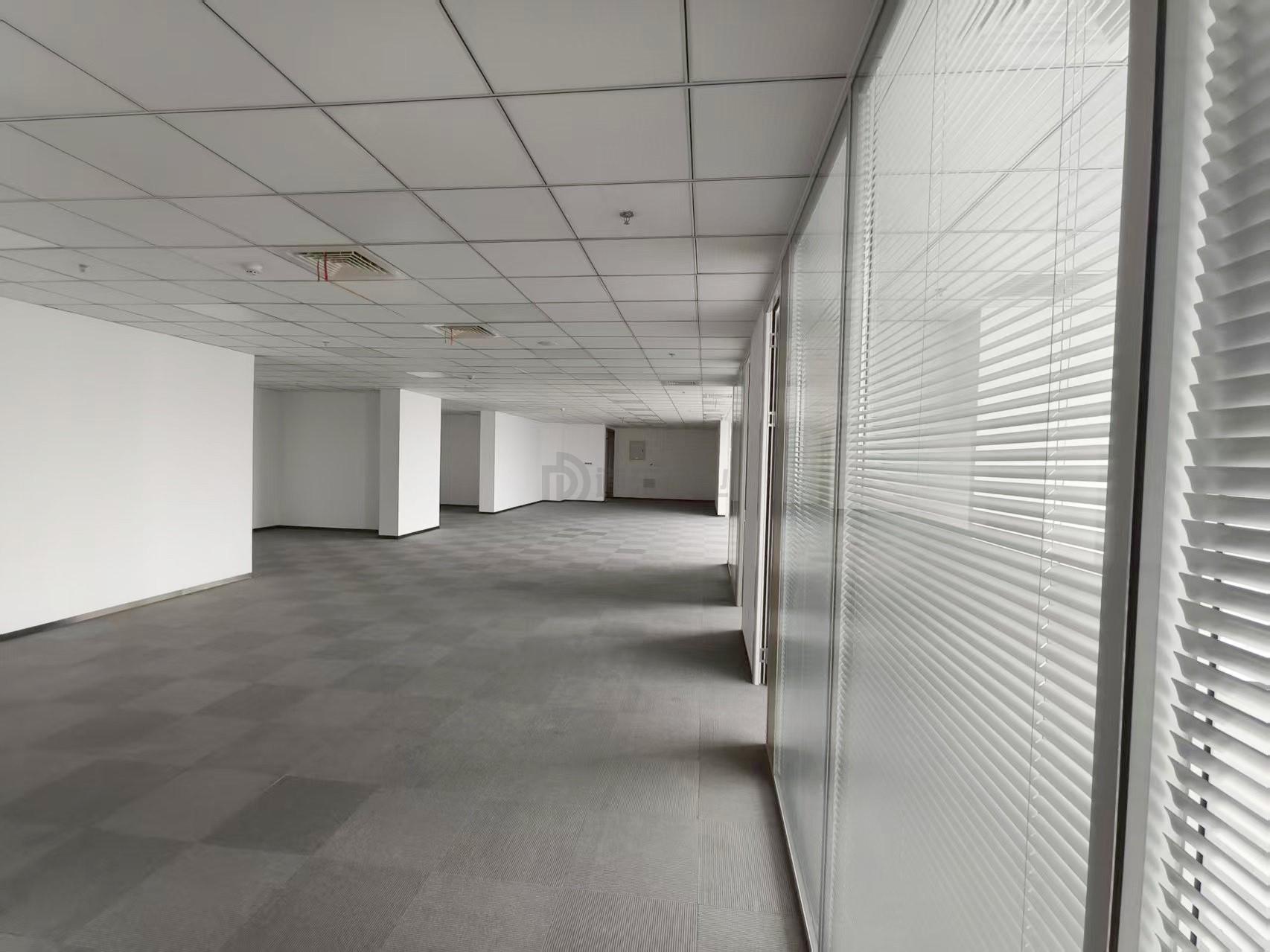 云马创新中心面积365平