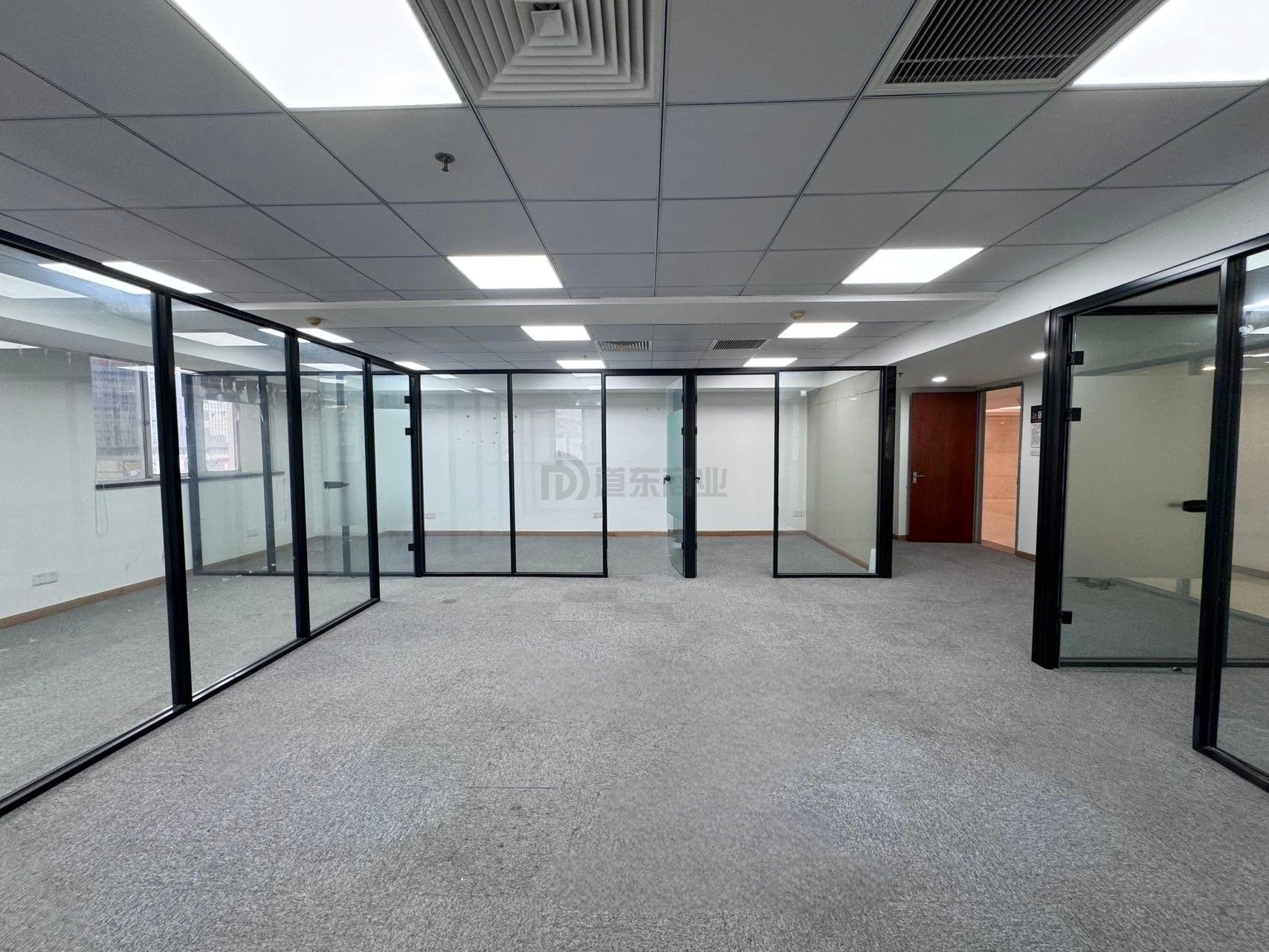 大东方广场面积127平