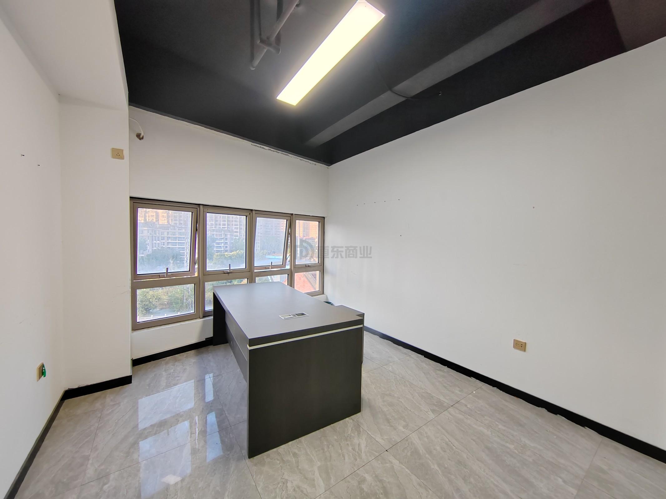 庆丰园面积138平