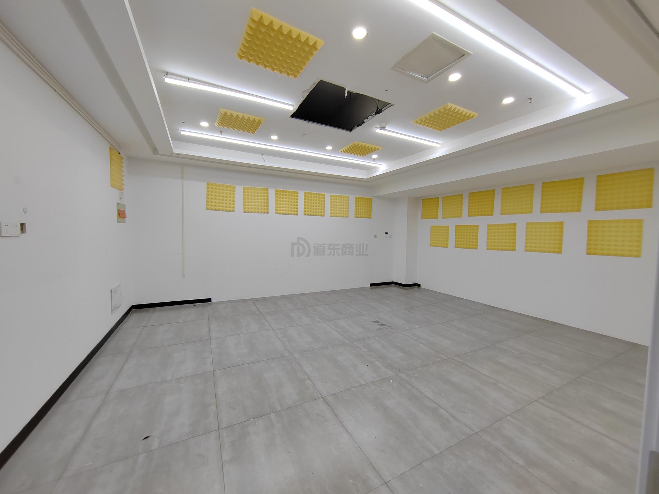 庆丰园面积251平