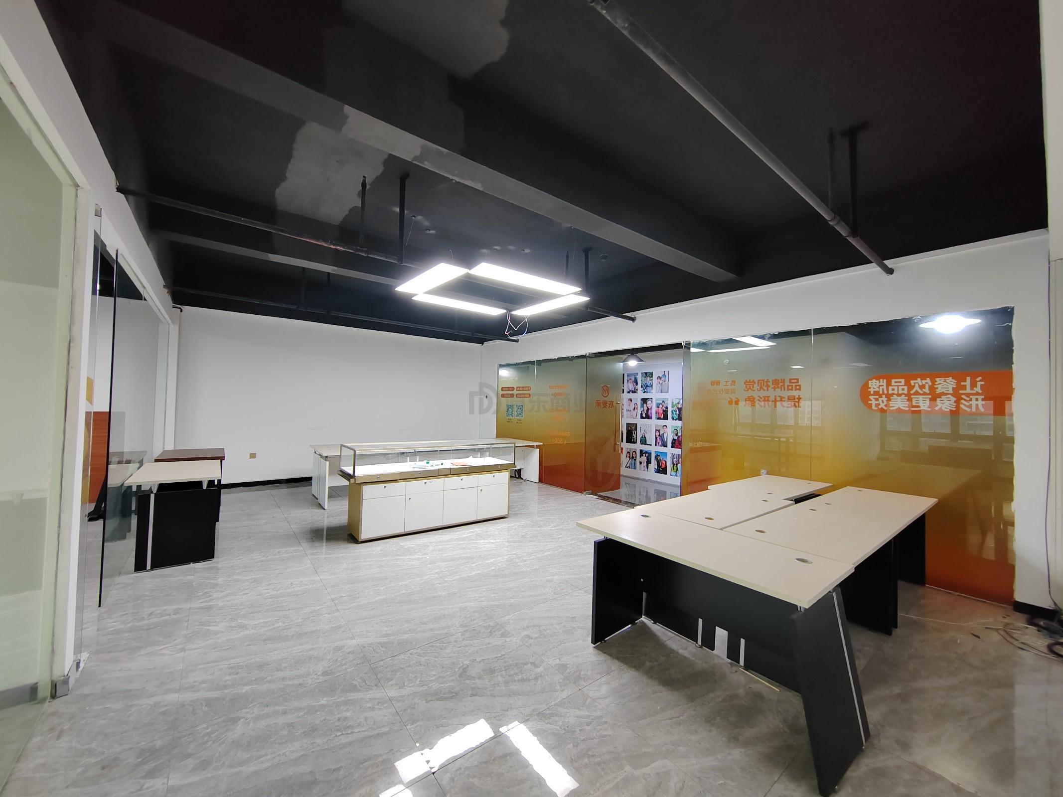 庆丰园面积138平