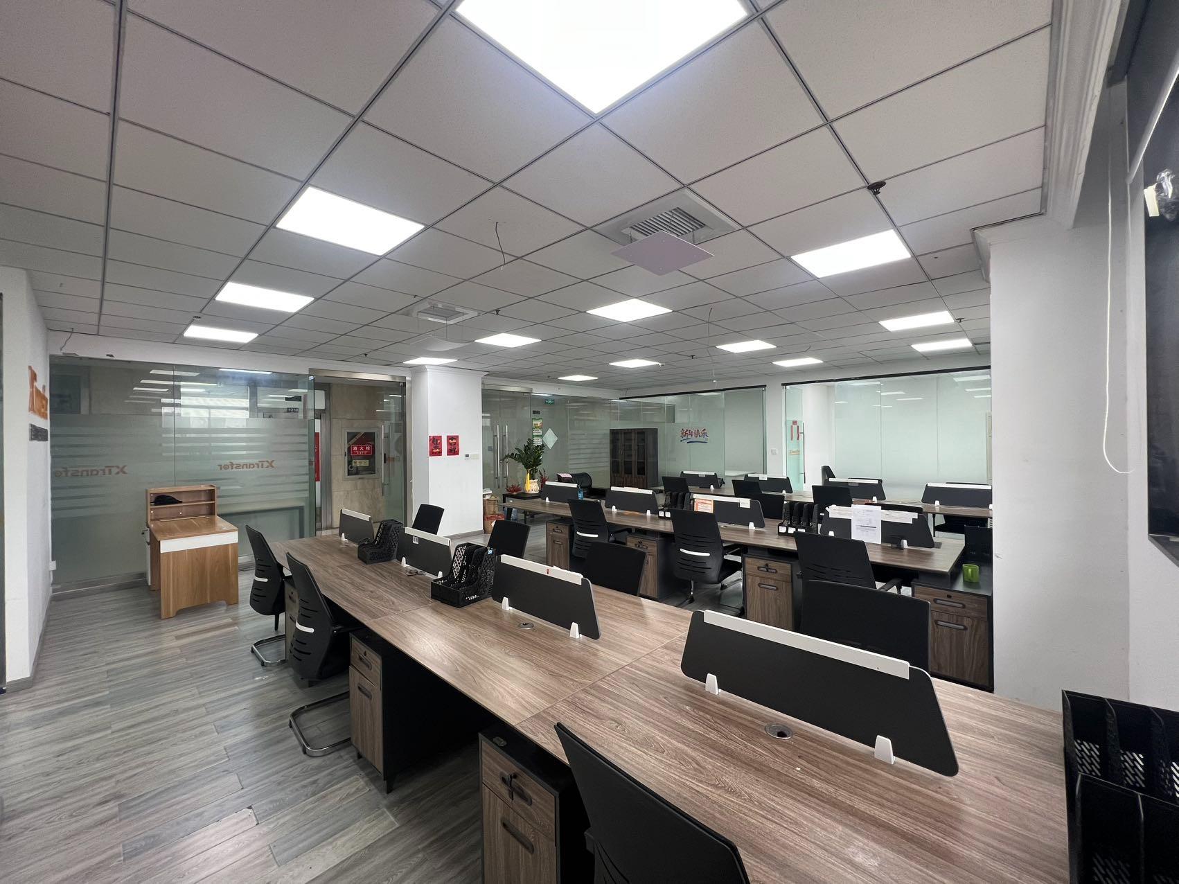 新鼎球大厦面积212平