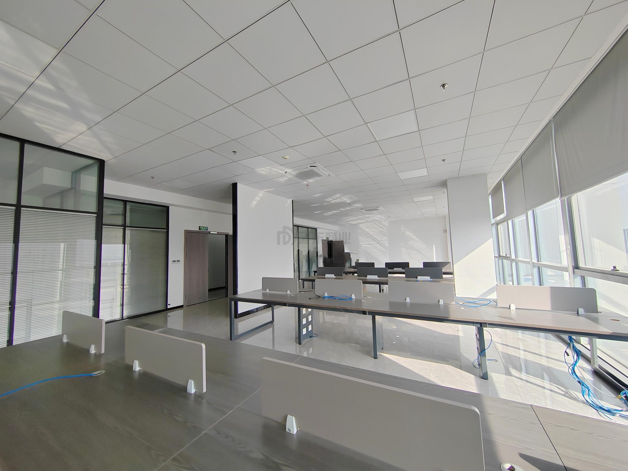 亿利科创产业园面积298平